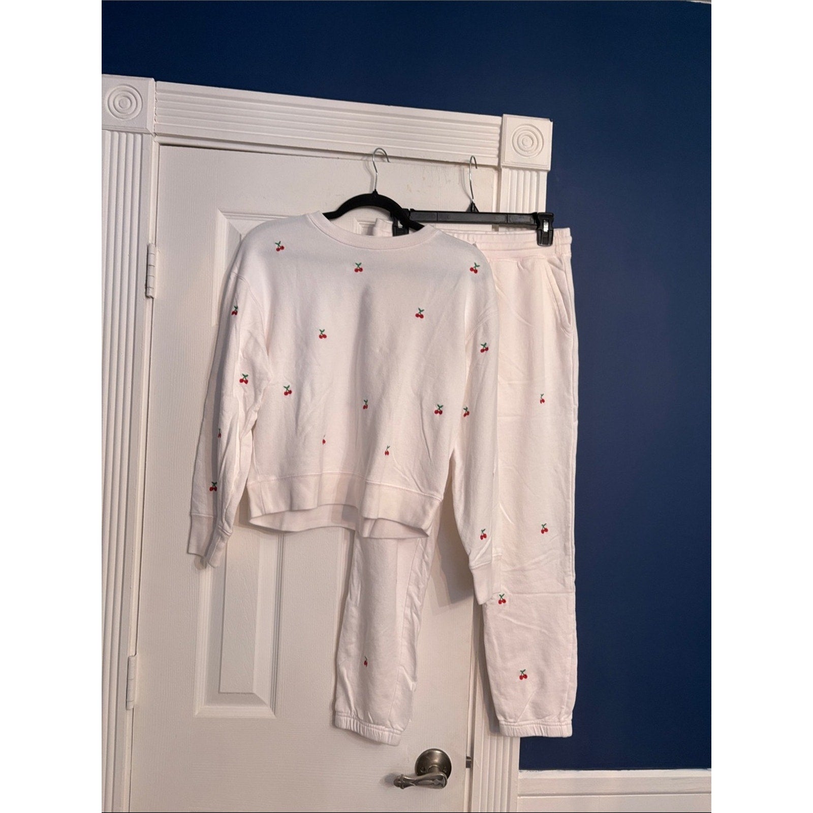 Rails White Jogger Set with Cherry Print - M 🌟
