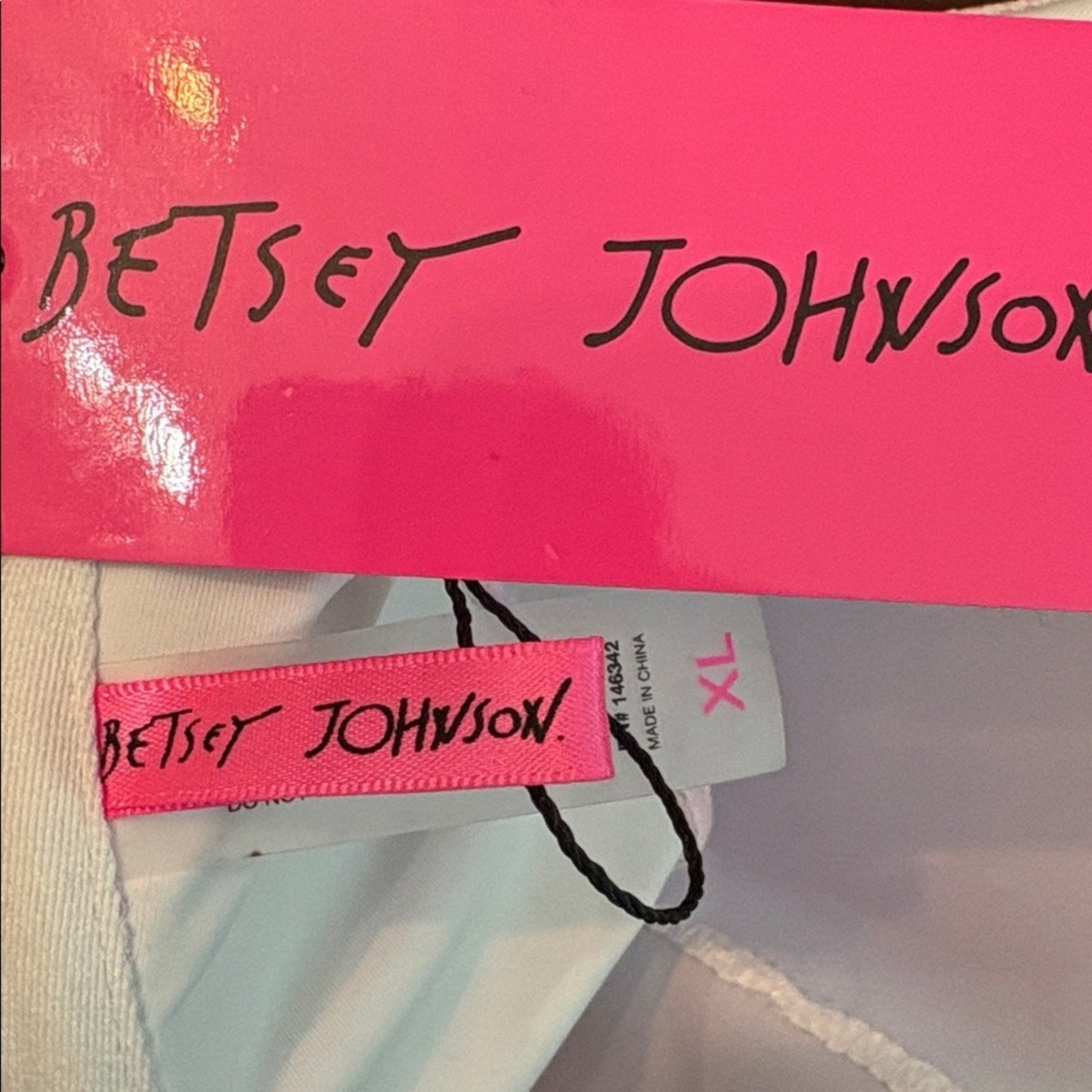 NWT Betsey Johnson Large Pink Roses One Piece Betsey Swim Suit - size XL