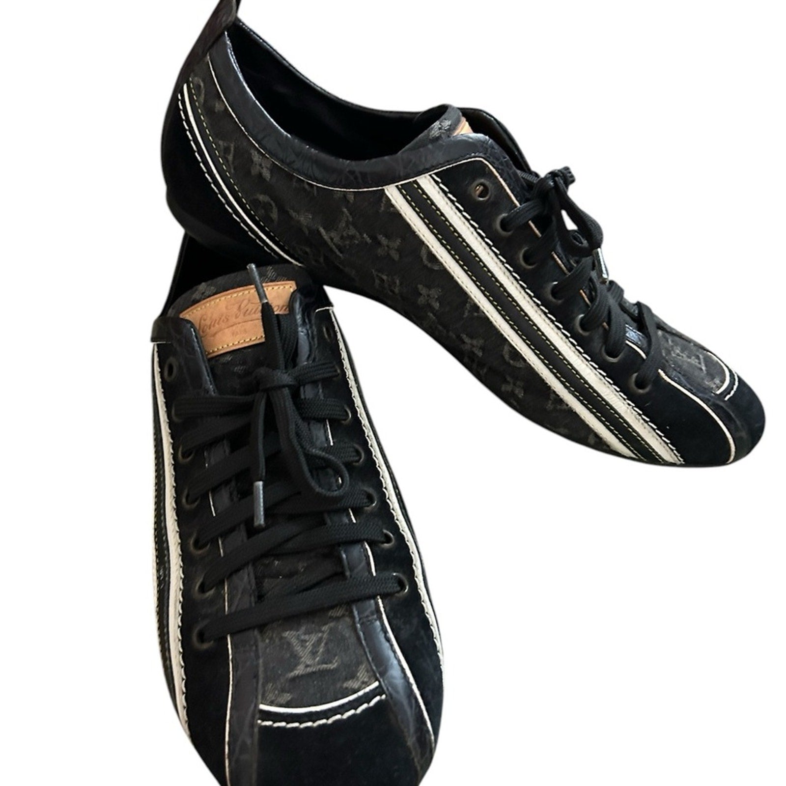 Louis Vuitton vintage monogram sneaker - size 40 (= 10 US)