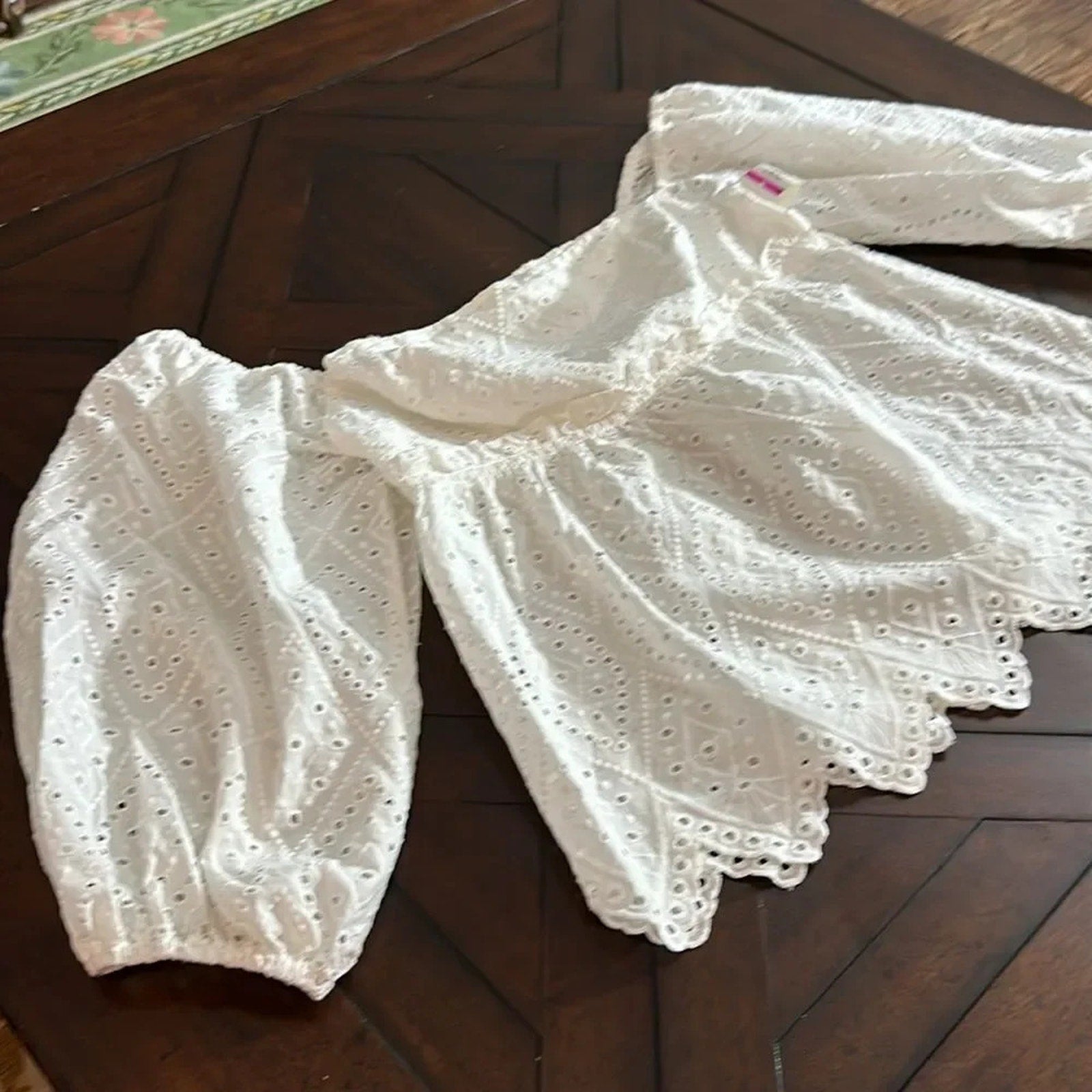 NEW Misa Los Angeles Sera Top in White Eyelet - size Large