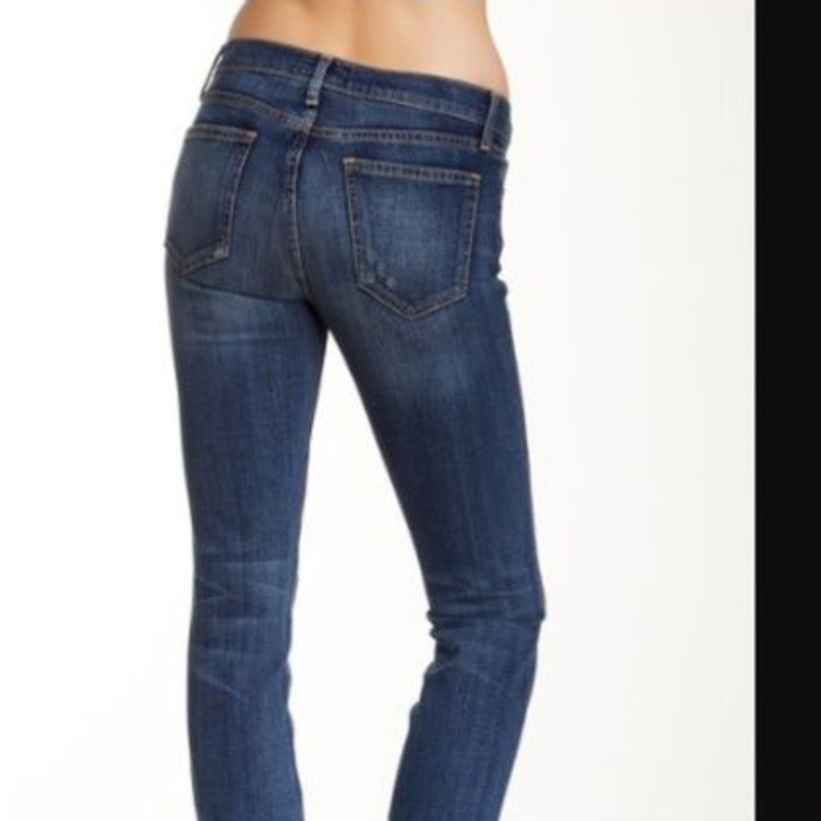 Current/Elliott The Straight Leg Jeans in  Loved - size 26