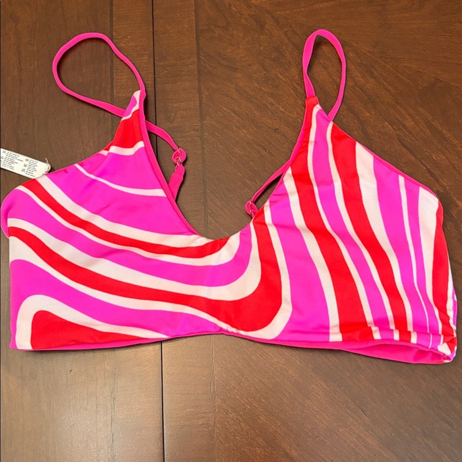 NWT Maaji Dragon Fruit Liberty Sporty Bralette Bikini Top - size XL