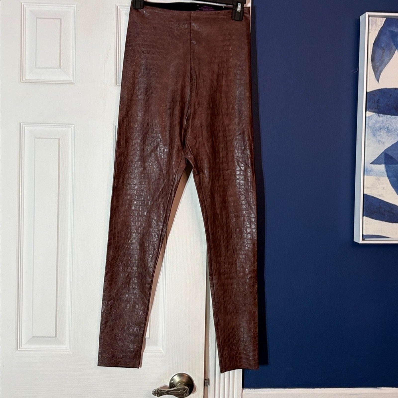 NWT Commando Faux Leather Animal Legging Croc - size M