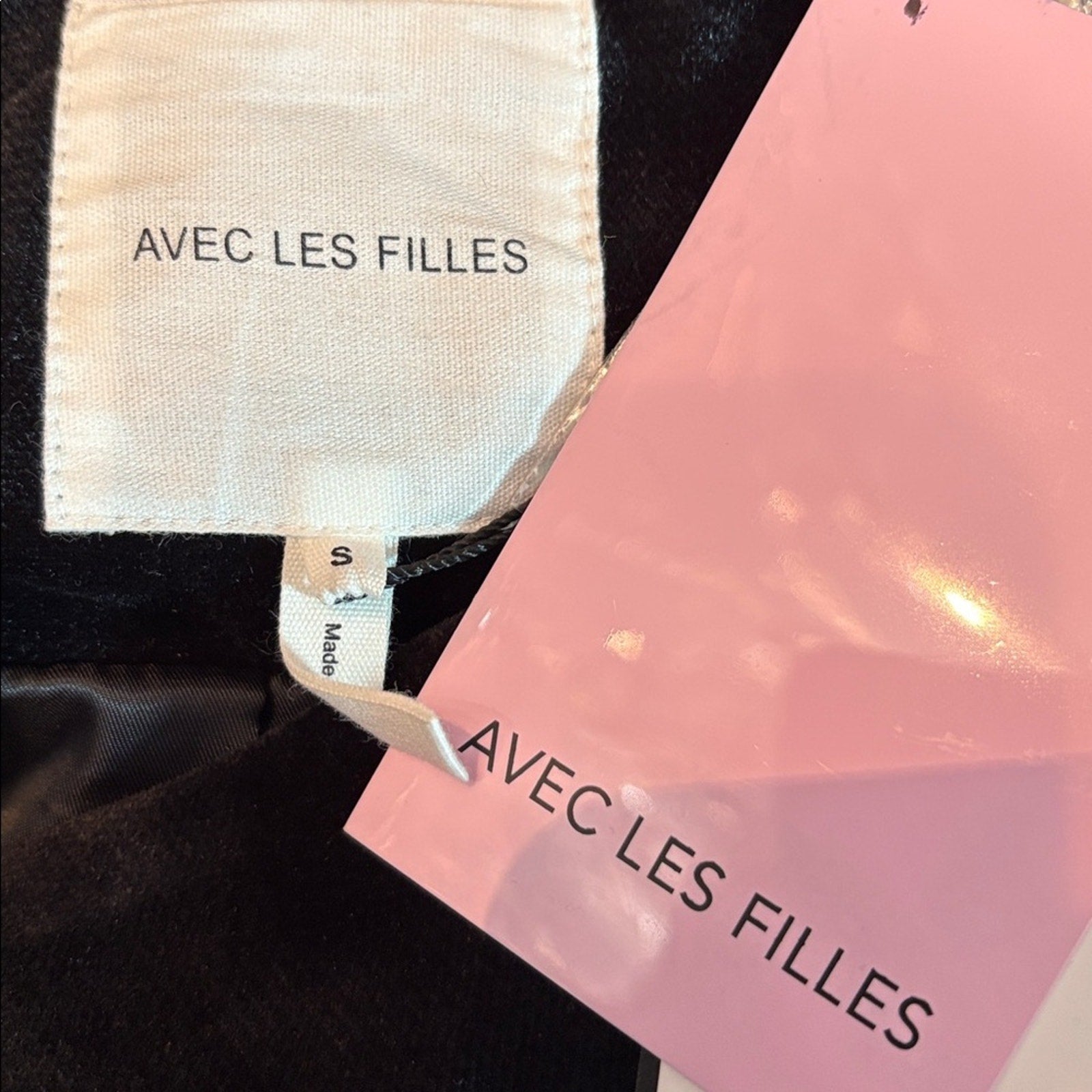 NWT Avec Les Filles Velvet Vest Rhinestone Heart Snap Buttons - size small