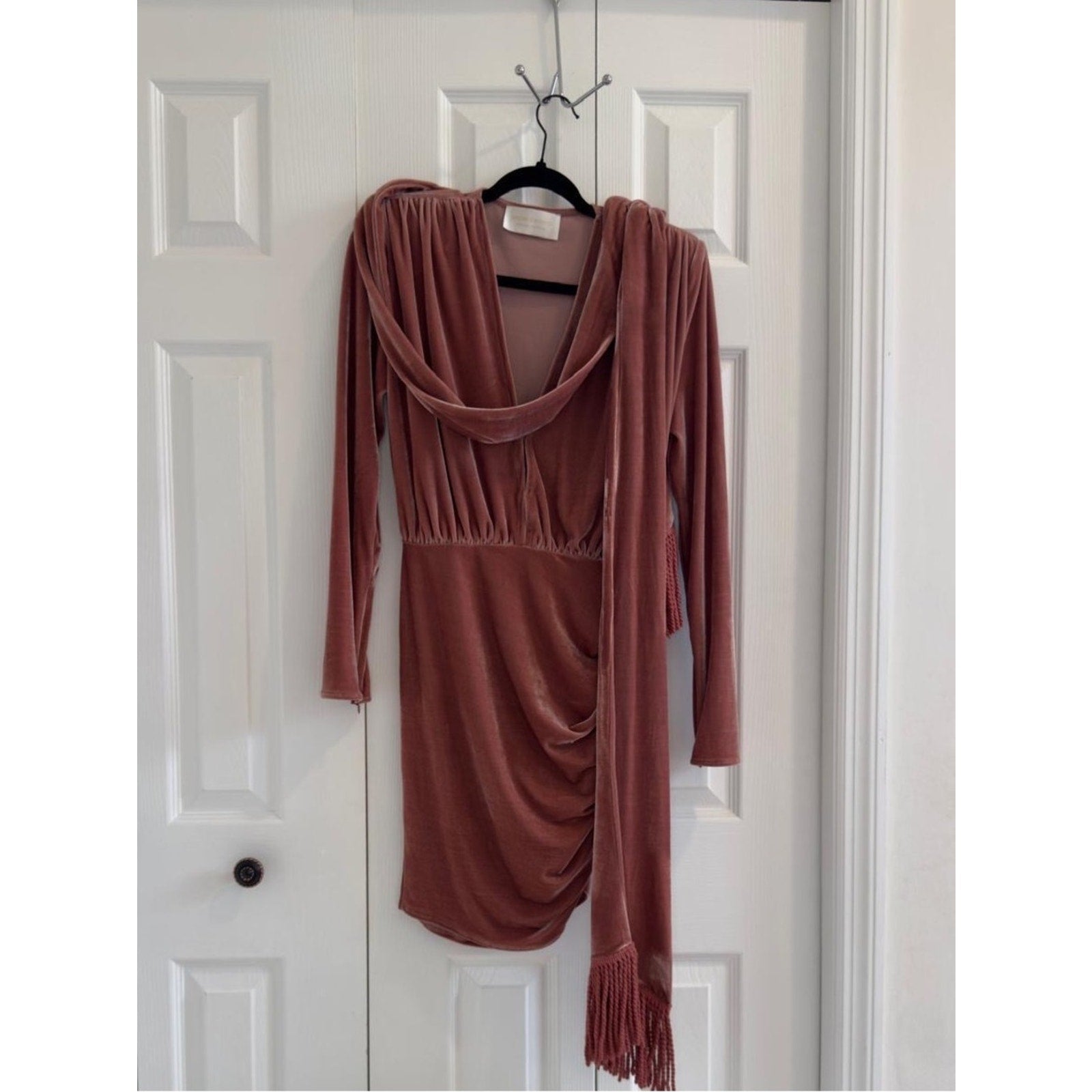 Bronx And Banco Women's Pink Rihanna Velvet V-Neck Mini Dress - M 🌟