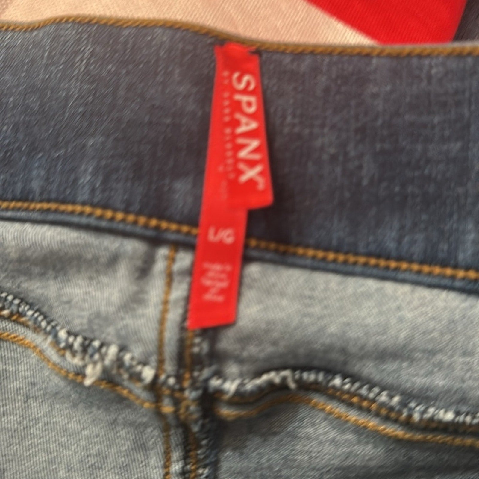 SPANX DISTRESSED SKINNY JEANS #20203R - size large