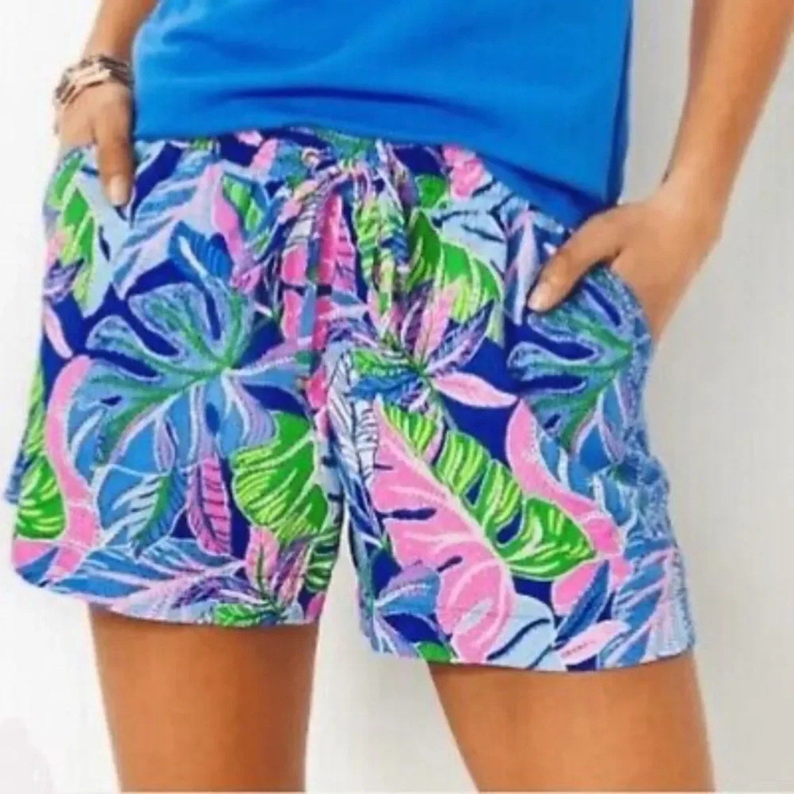 NEW LILLY PULITZER Katia Mid-Rise Shorts Blue Grotto Beleaf In Yourself- size XS