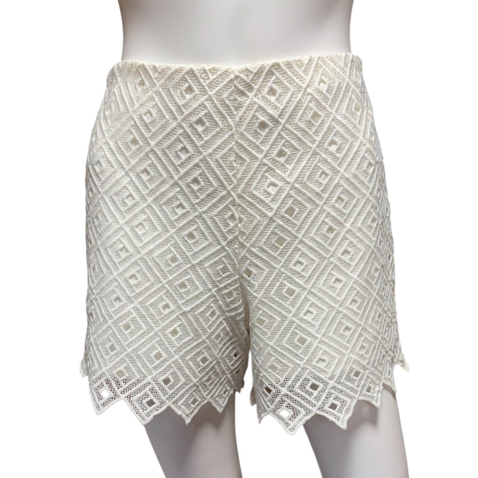 Sandro Crochet white high rise shorts - size 36 (small)