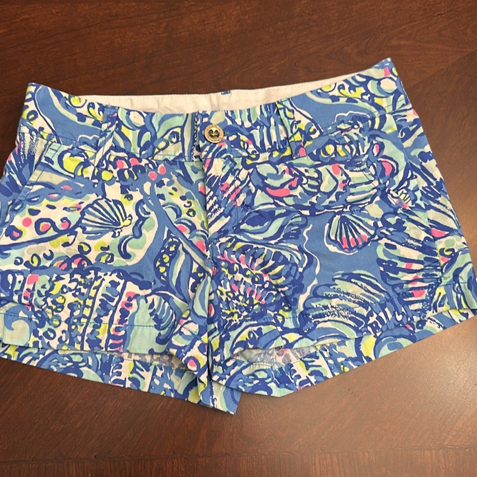Lilly Pulitzer Walsh Short 3” Inseam Mid Rise Size 2