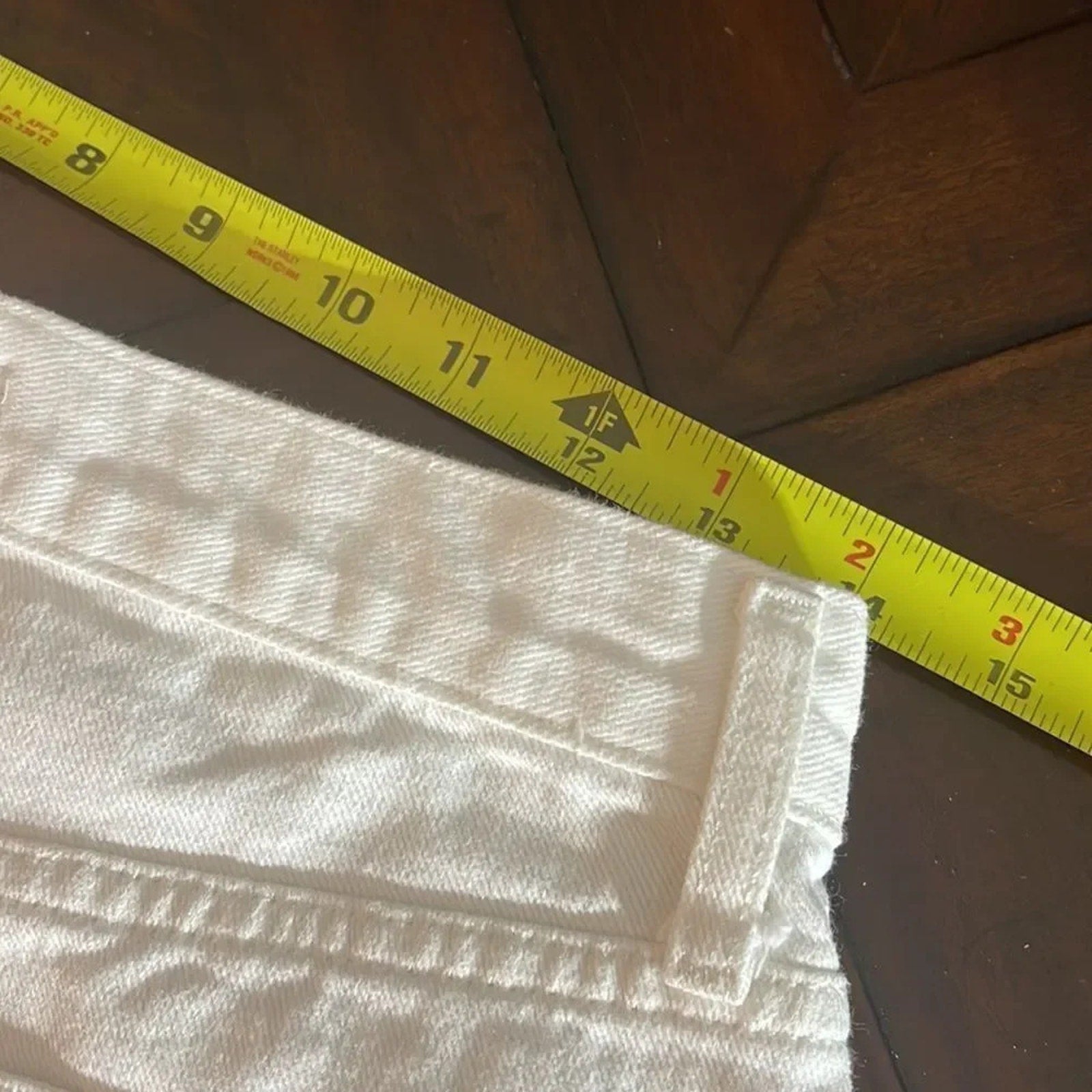 NWT Free People Maggie Mid Rise Shorts - size 27