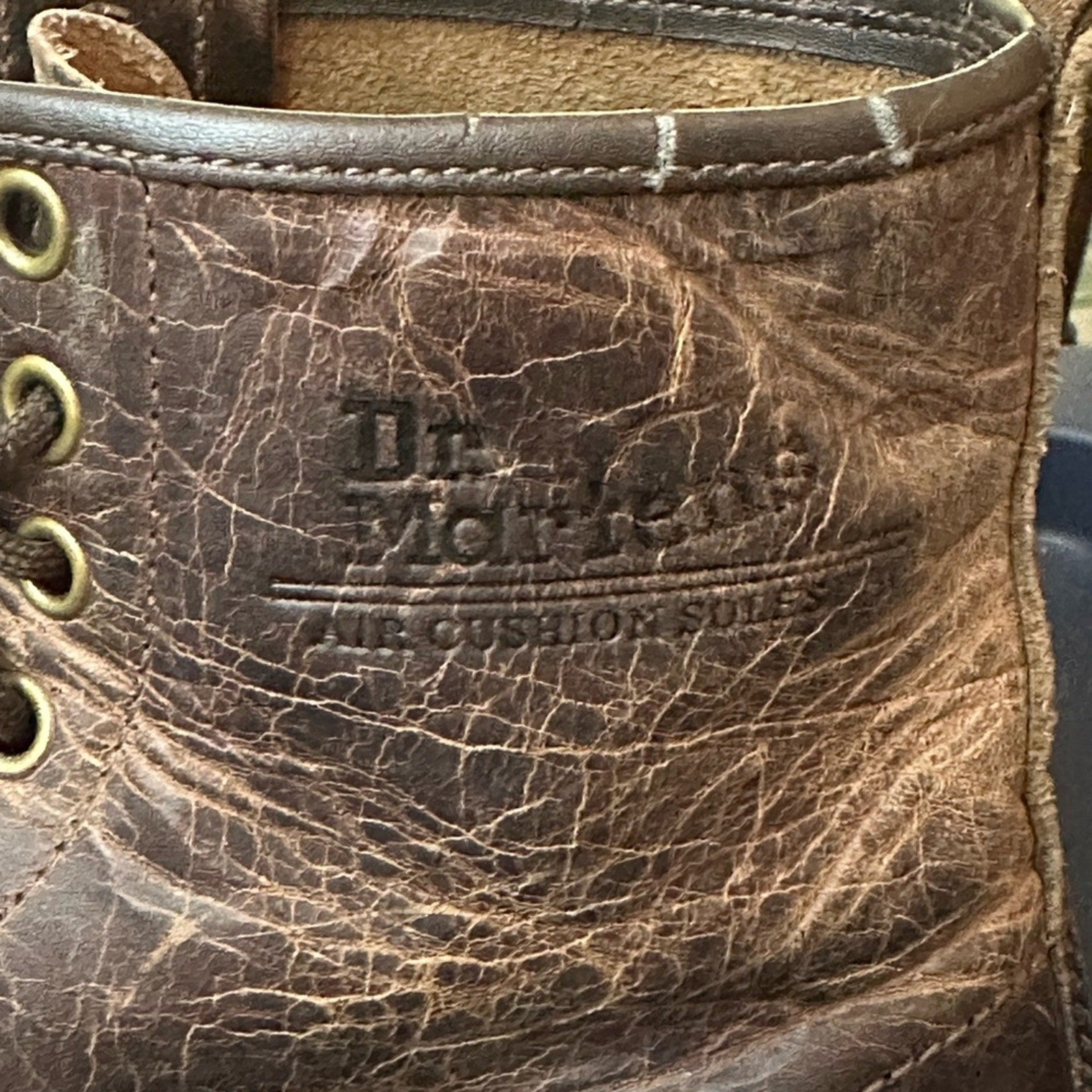 Doc marten classic dark brown boot - women's 8 US