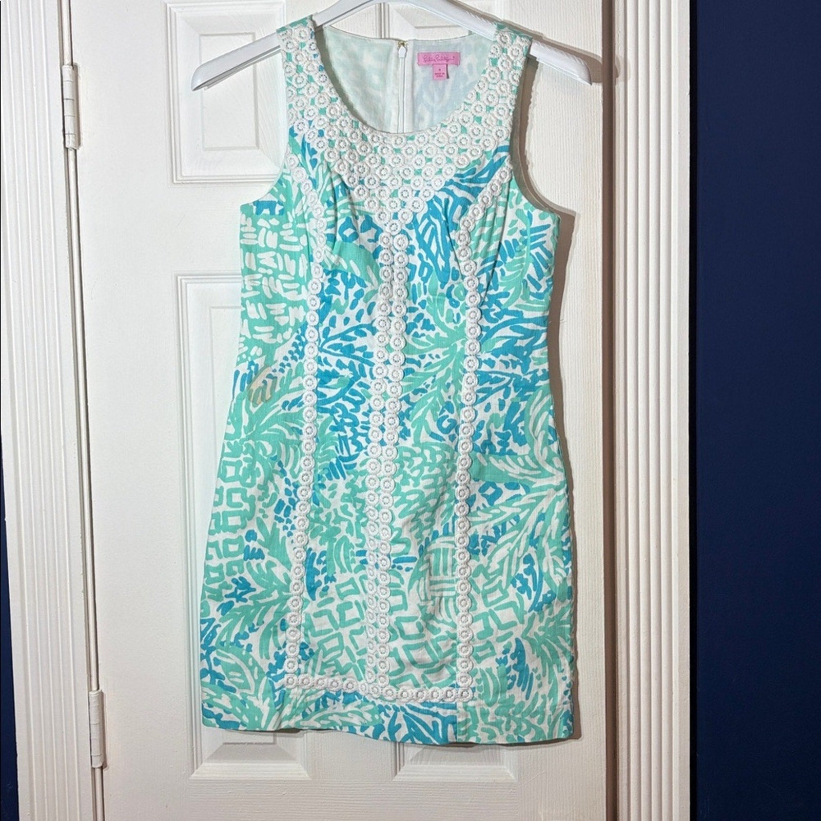 Lilly Pulitzer MacFarlane Shorely Blue Sea Cups Lace Detail Shift Dress - size 0