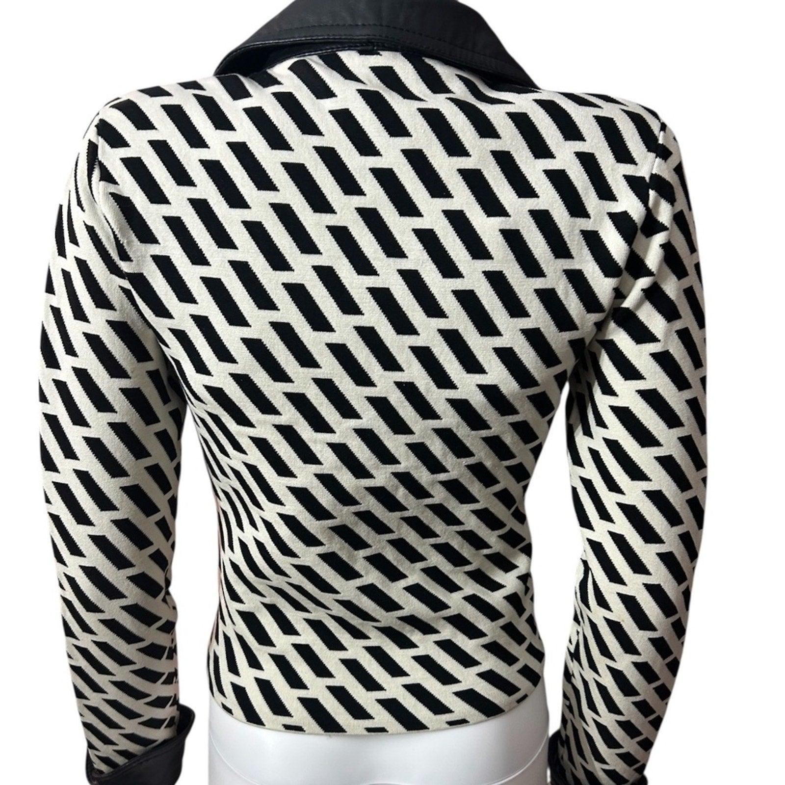 Wayne Rogers Cardigan  Silk knit set - size Large