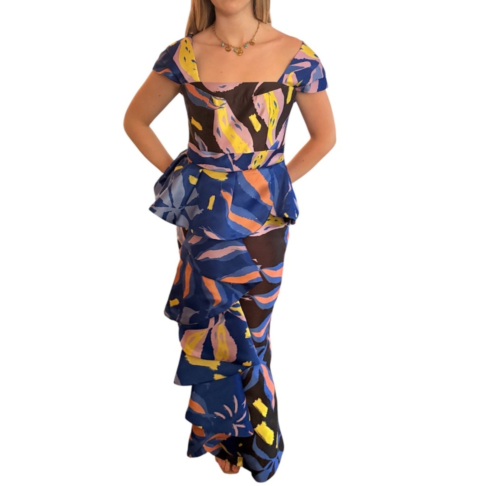 Leal Daccarett S/S 19 Floral Ruffle Gown - 4 🌟