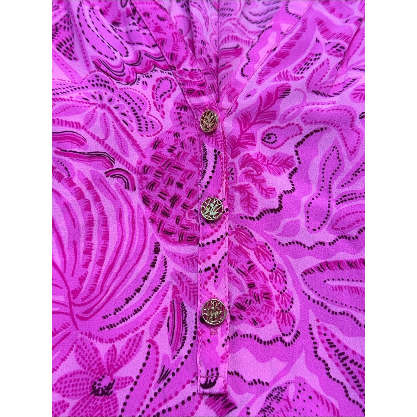 Lilly Pulitzer Elsa Silk Blouse in Pink Blossom Foxy Llama - M 🌟