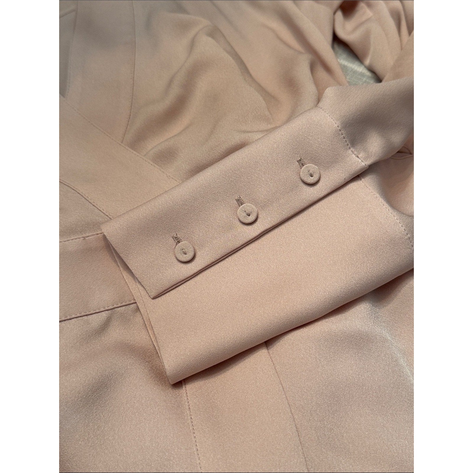 BCBG MaxAzaria Wrap Midi Dress in Bare Pink - M 🌟