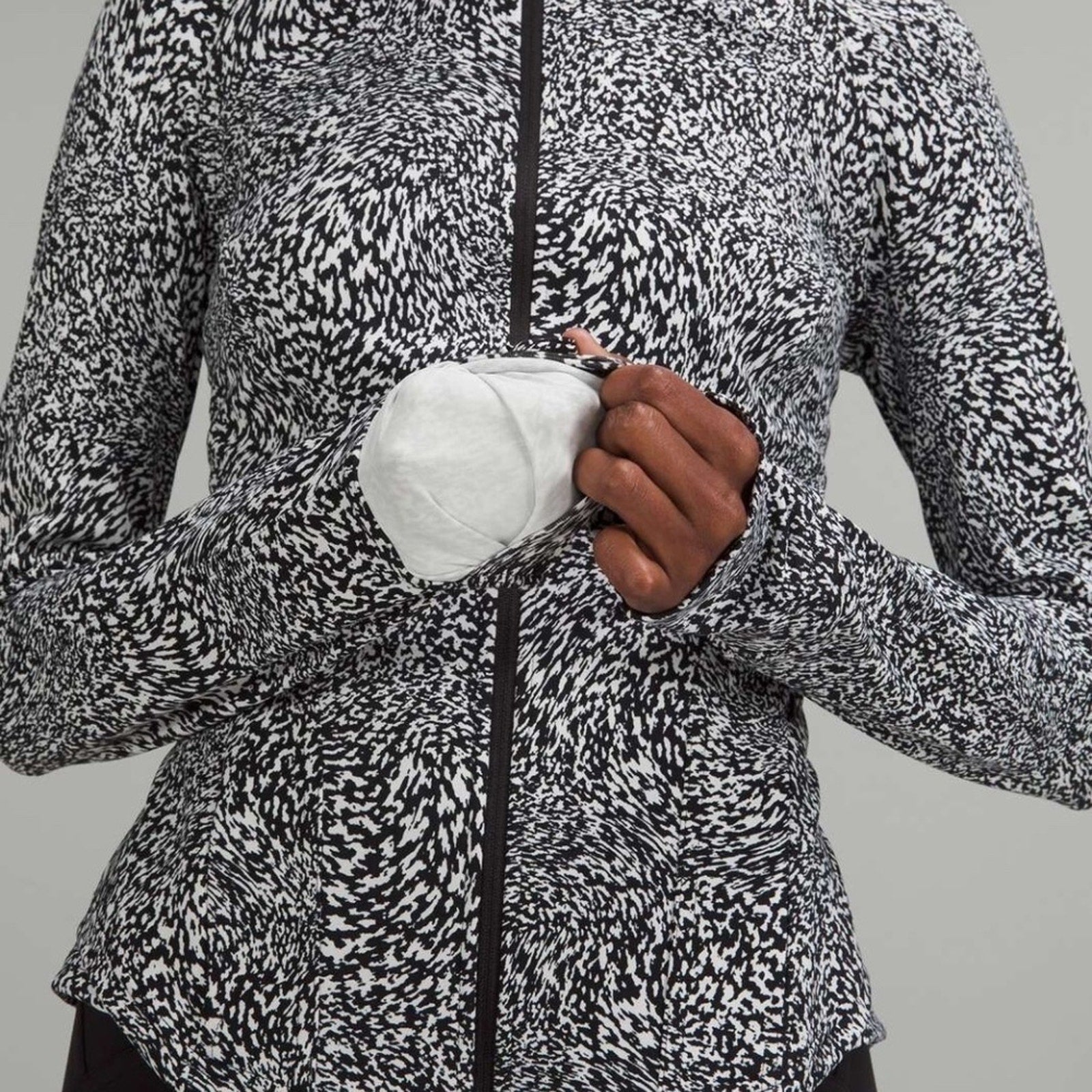 Lululemon Instill Jacket Warped Grain Alpine White Black - size 4