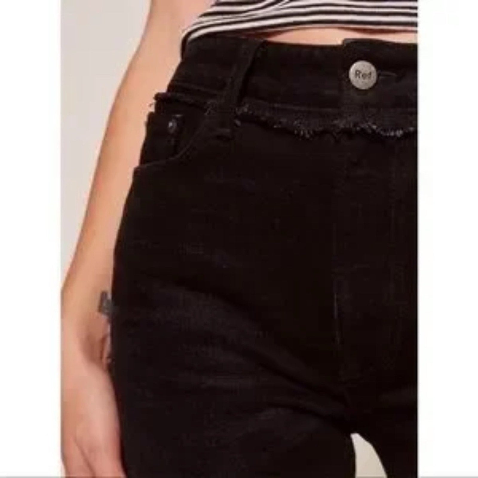 Reformation Julia Crop Cigarette Jean in Euphrates - size 24