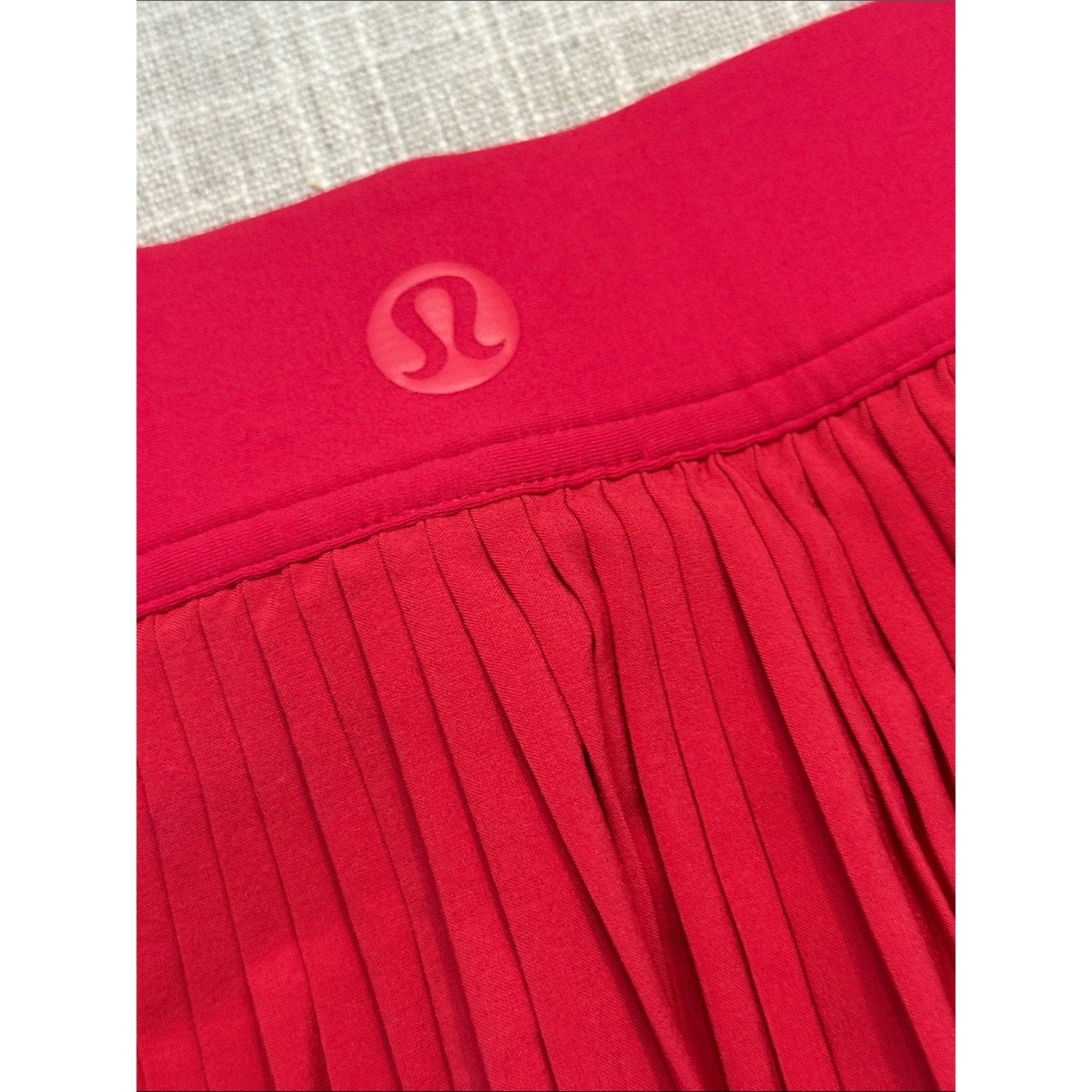 Lululemon Varsity High-Rise Pleated Tennis Skirt Cherry - 8 🌟