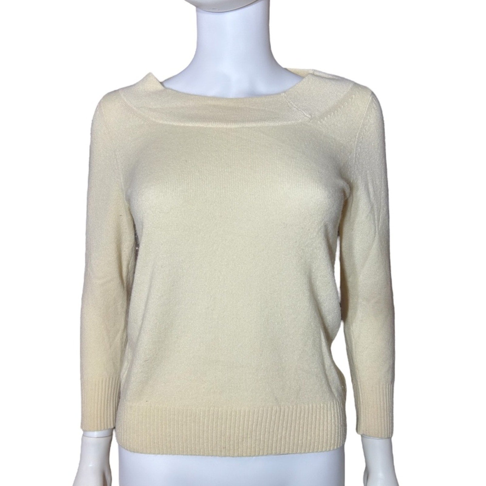 Theory Creme 100% Cashmere Boatneck Sweater - S