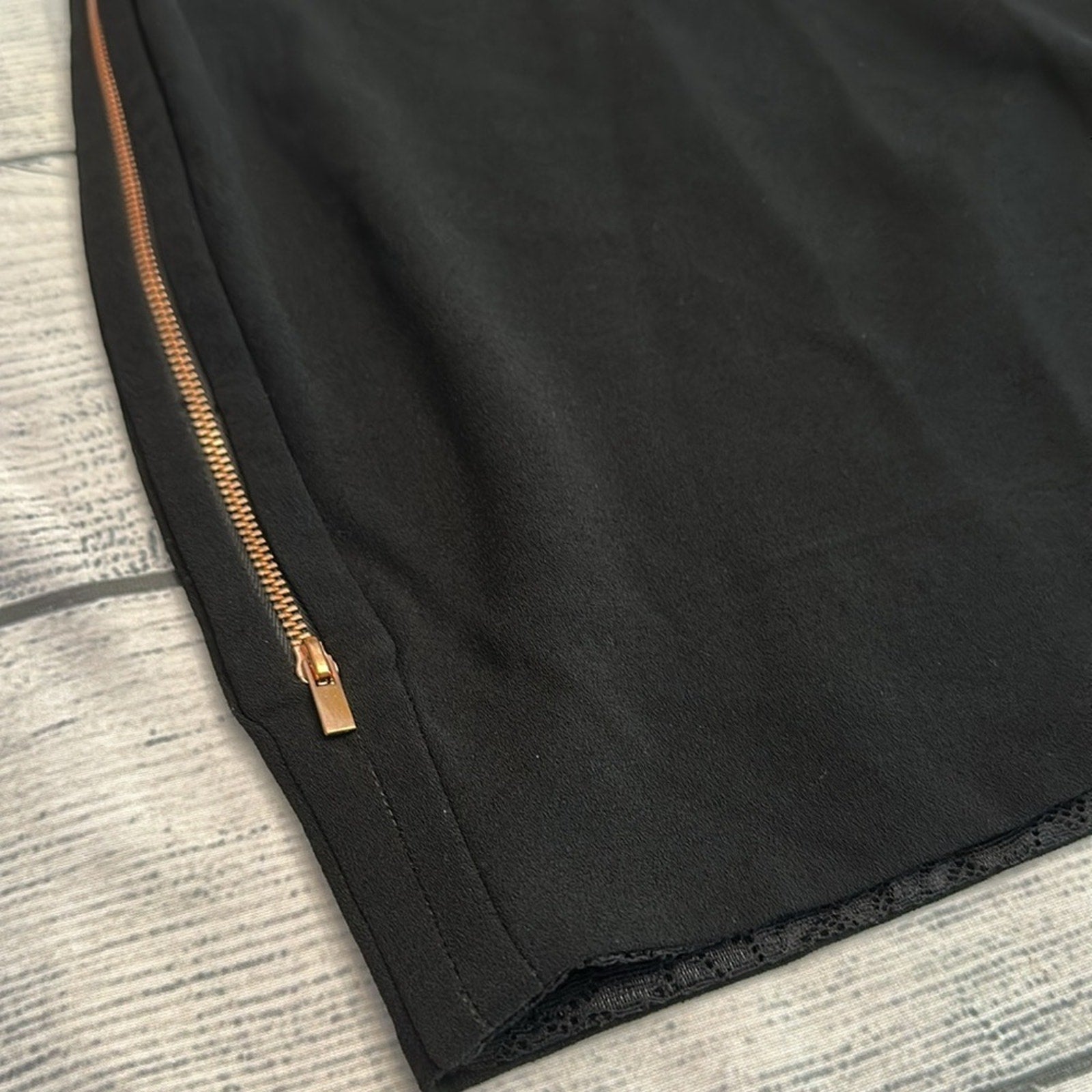 Diane Von Furstenberg black skirt - size 12