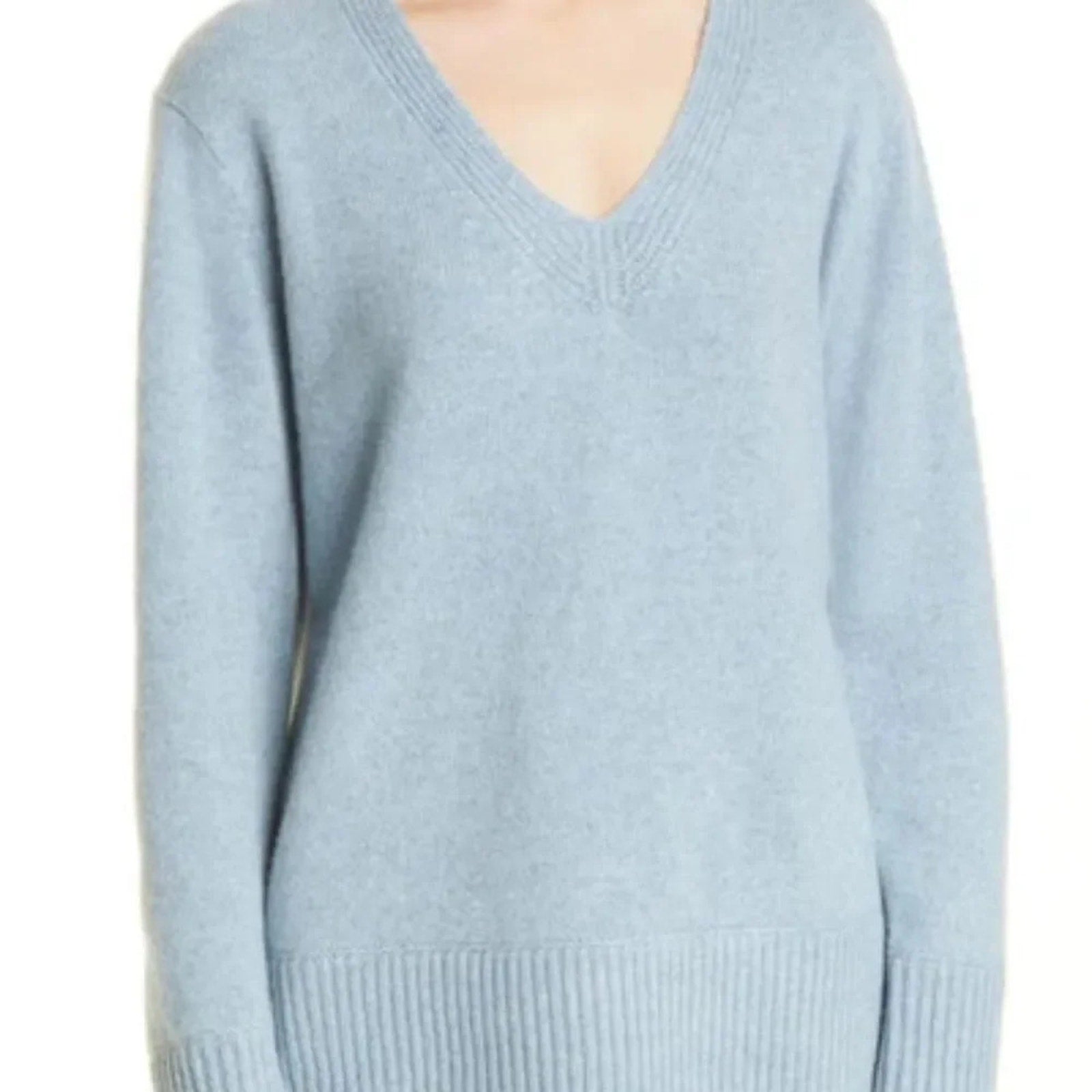 NEW VINCE Light Blue Cashmere V-neck Sweater - size small