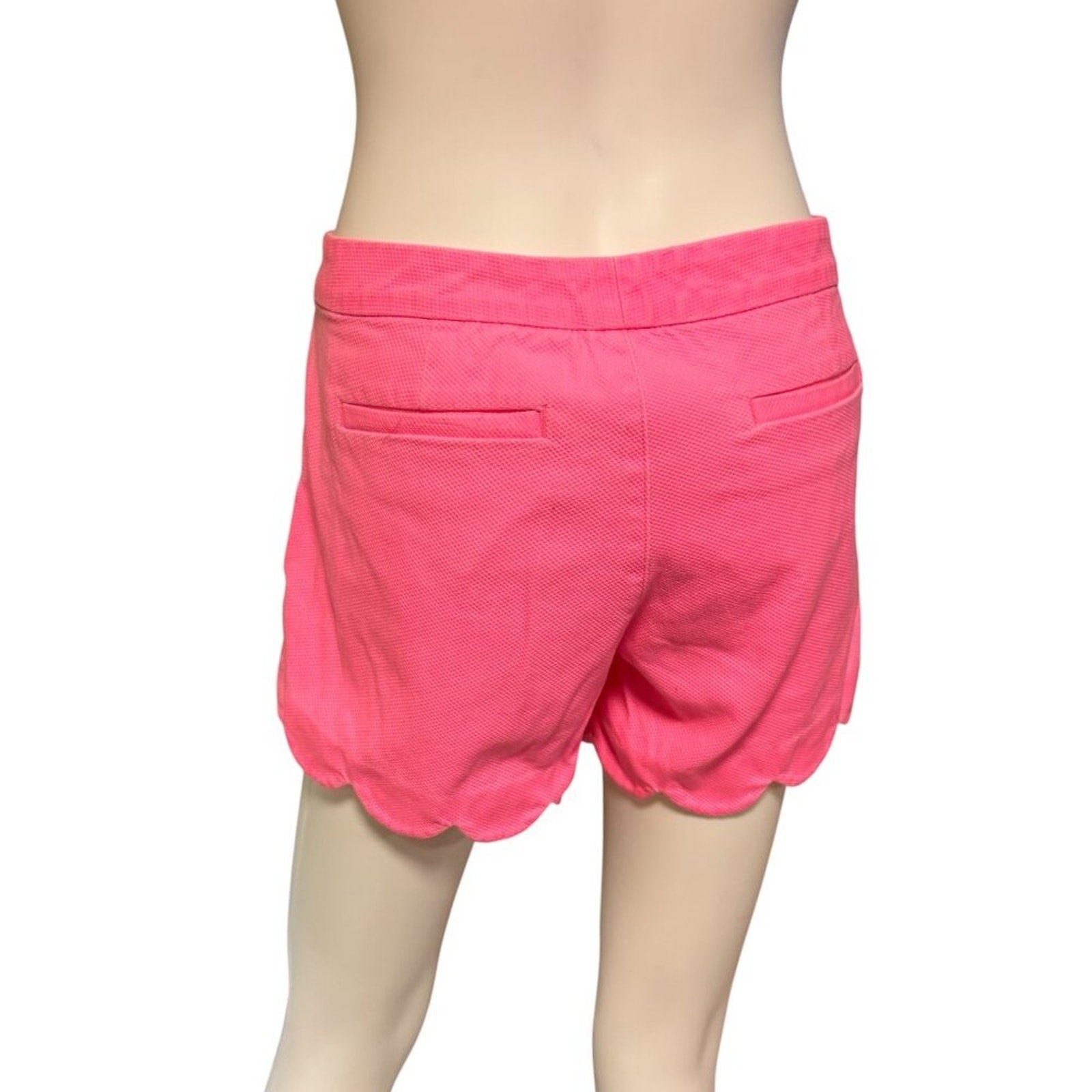 Lilly Pulitzer Scalloped Hot Pink Shorts - 6