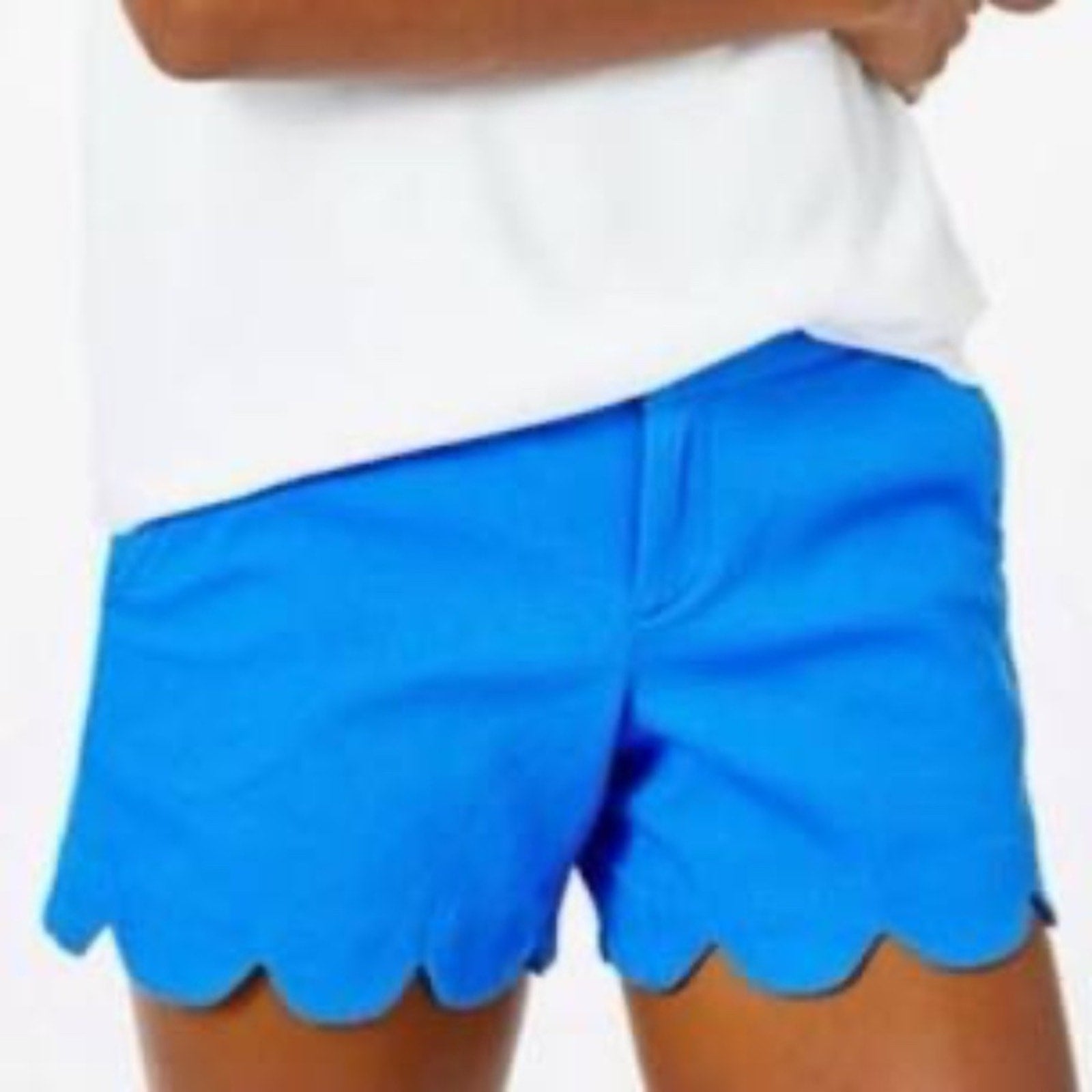 Lilly Pulitzer Blue Scalloped Textured Shorts - size 00