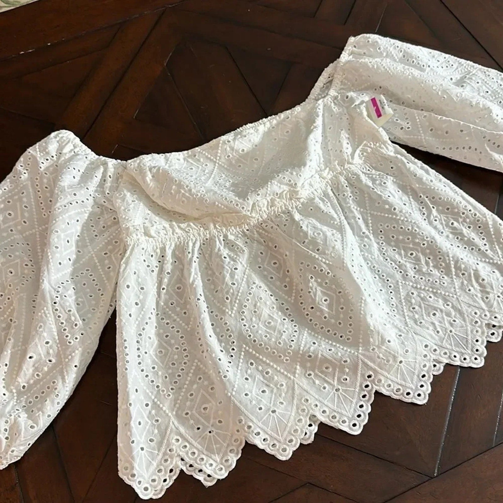 NEW Misa Los Angeles Sera Top in White Eyelet - size Large