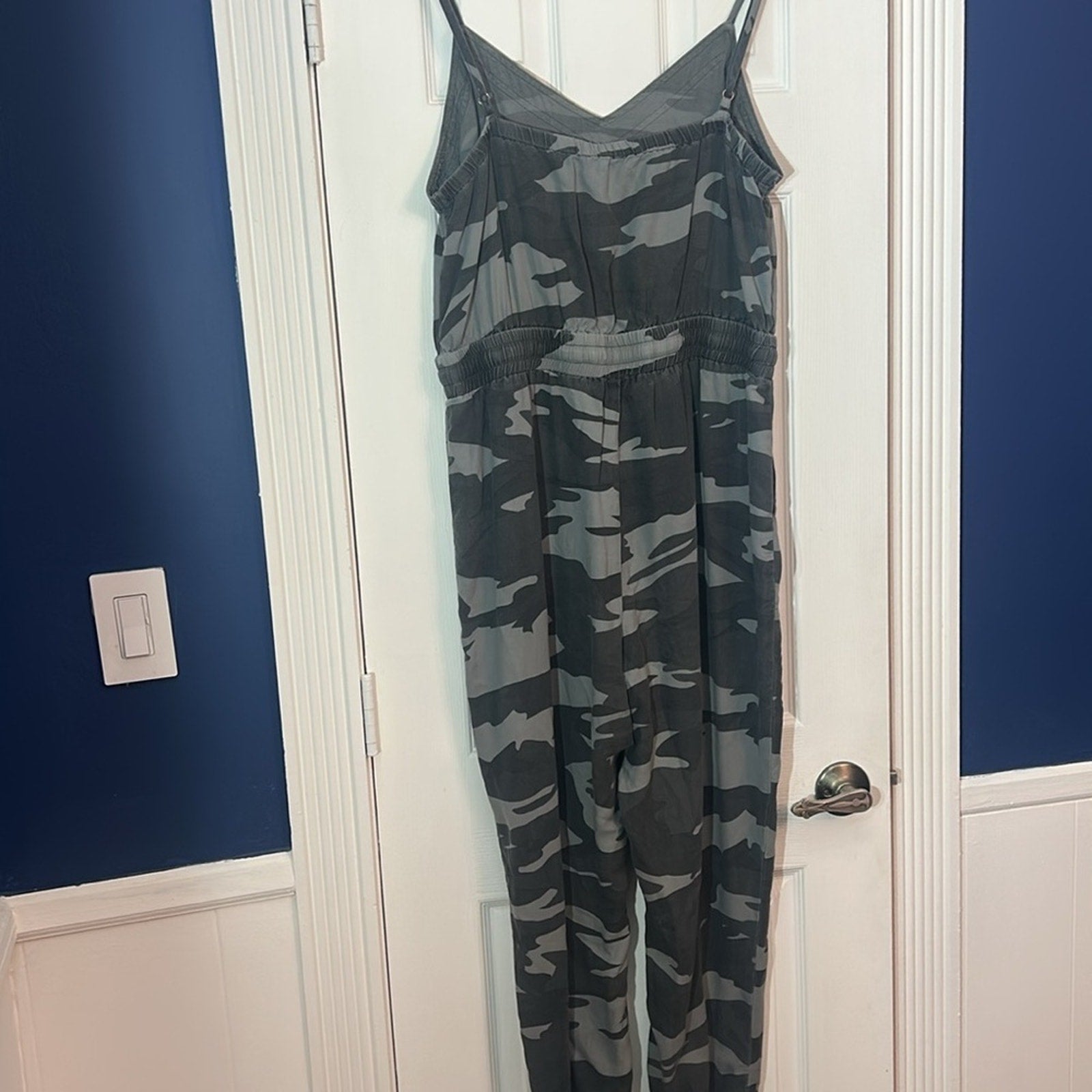 Splendid Jetsetter Camo Jumpsuit - size XL