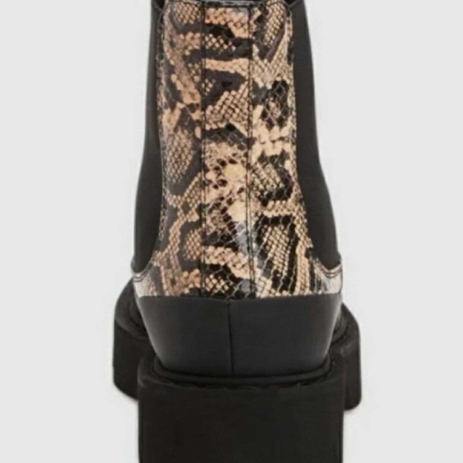 AQUATALIA CHELSEA ANKLE BOOTS HOLLY SNAKE EMBOSSED - size 9