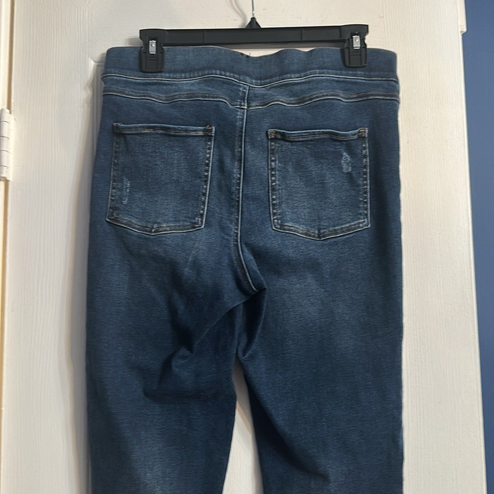 SPANX DISTRESSED SKINNY JEANS #20203R - size large