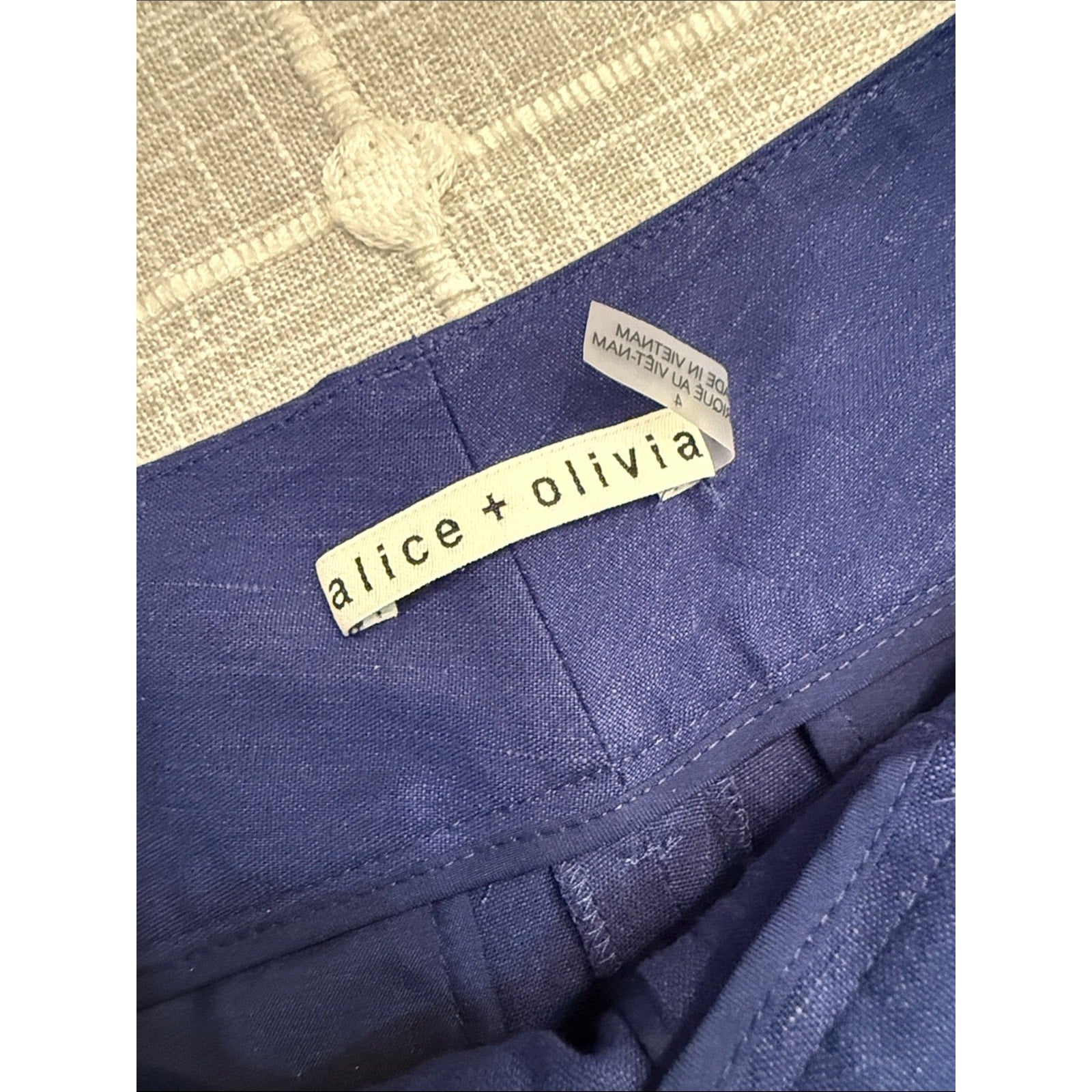 Alice & Olivia NEW Cady Linen Blend Shorts - 4 🌟
