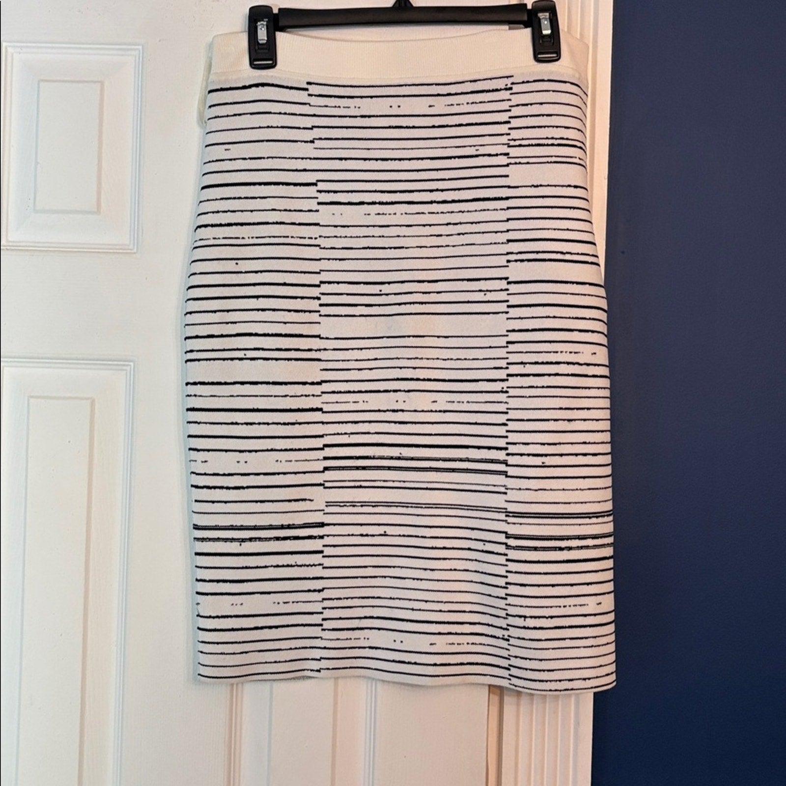 A.L.C. Lyons Striped Stretch Knit Pencil Skirt - size M