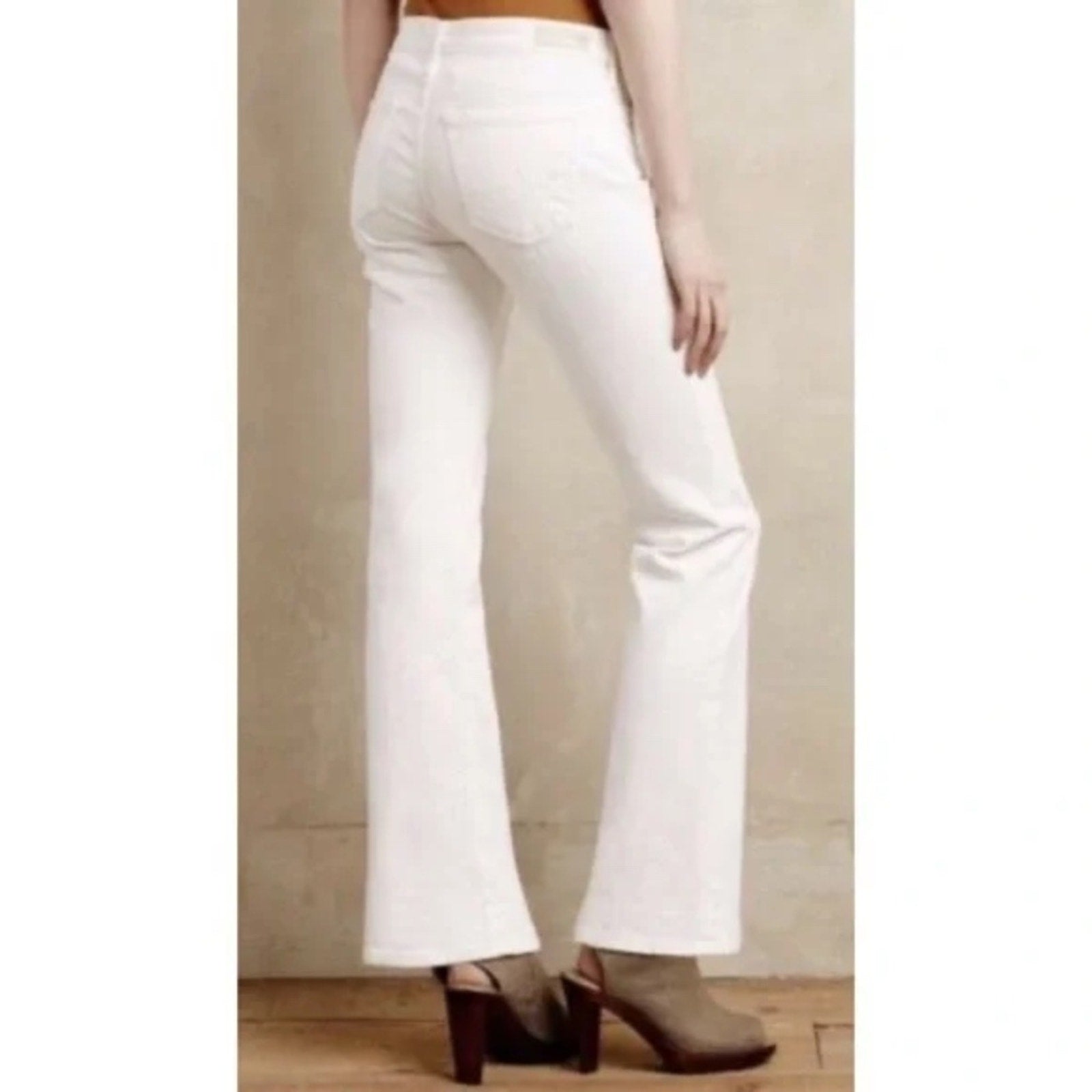 NWT AG Jeans - The Belle Flare in White - size 28R