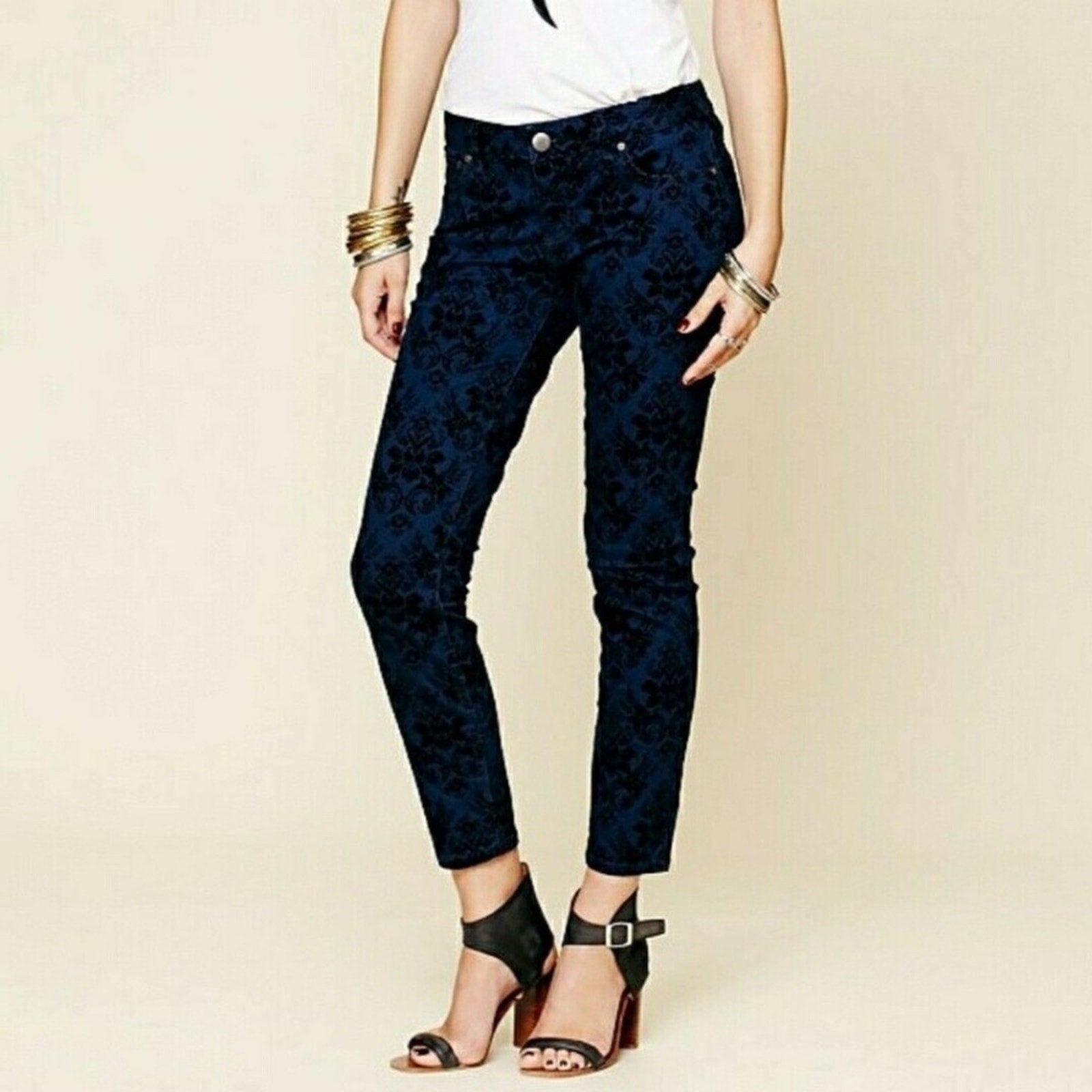 Free People Blue Brocade Velvet Flocked Skinny Pants - size 26