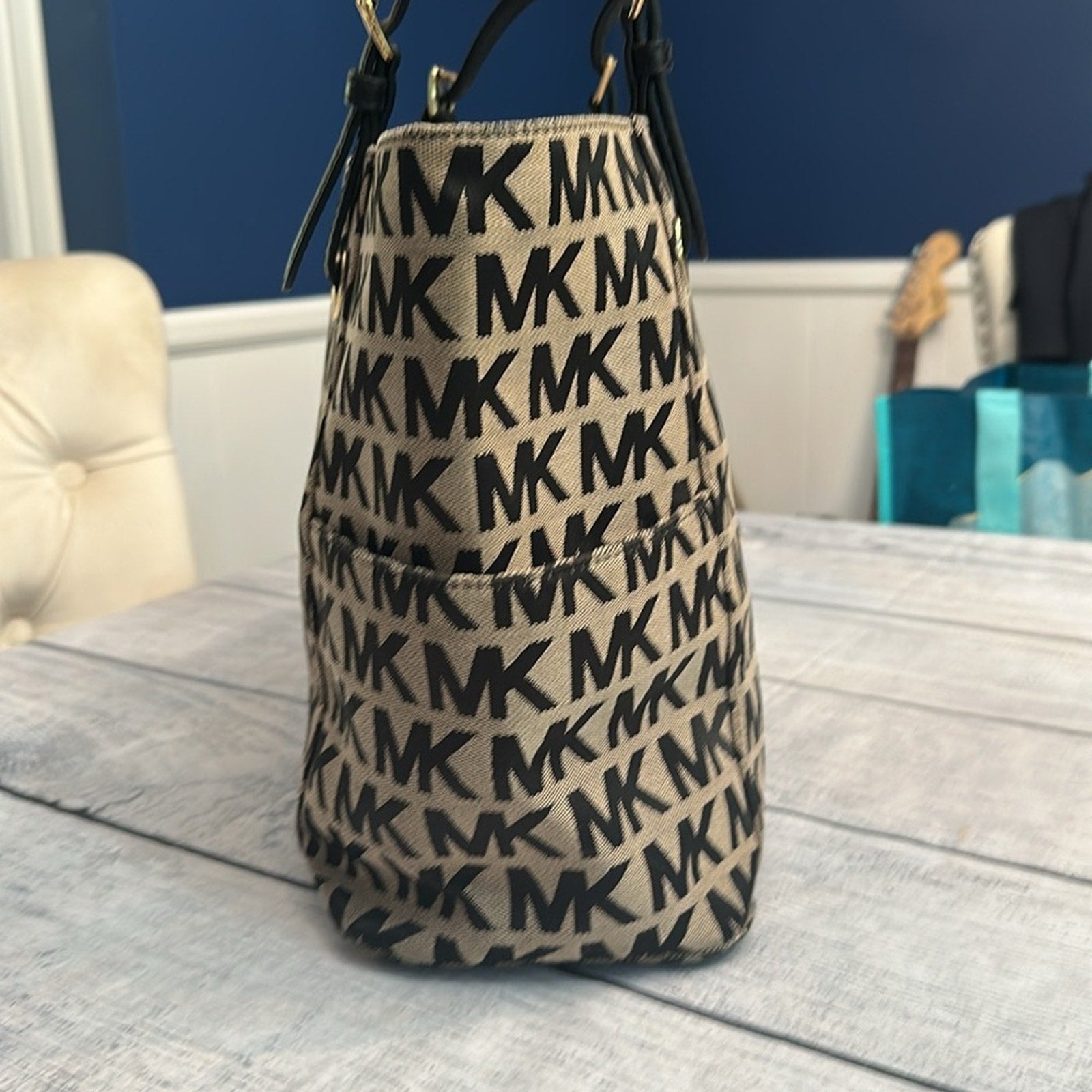 Micheal Kors Vintage Canvas Tote