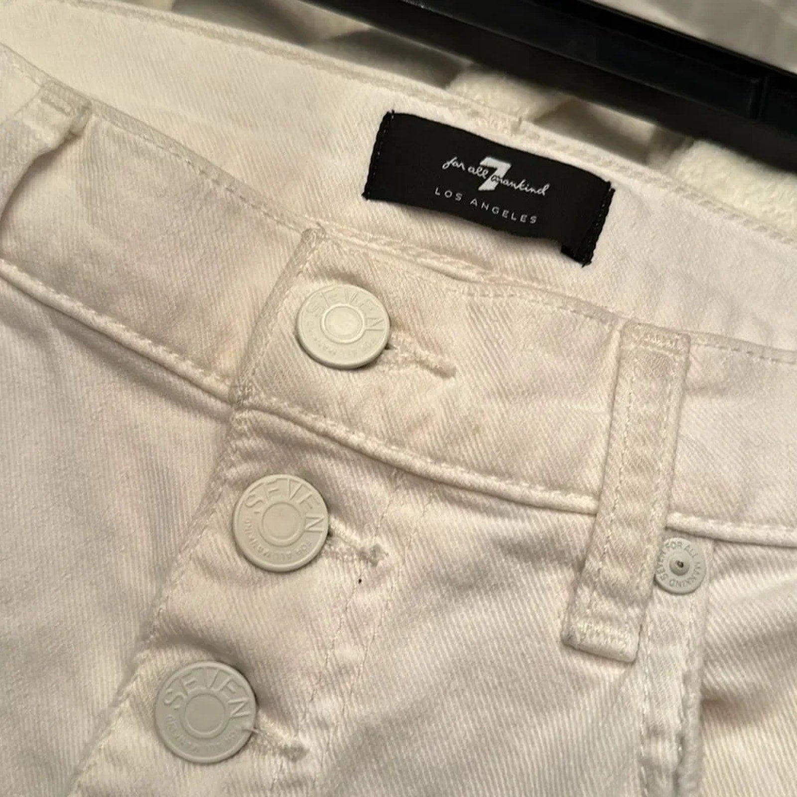 NEW 7 FOR ALL MANKIND High Waist Straight Leg Crop Jean in White Sz 28