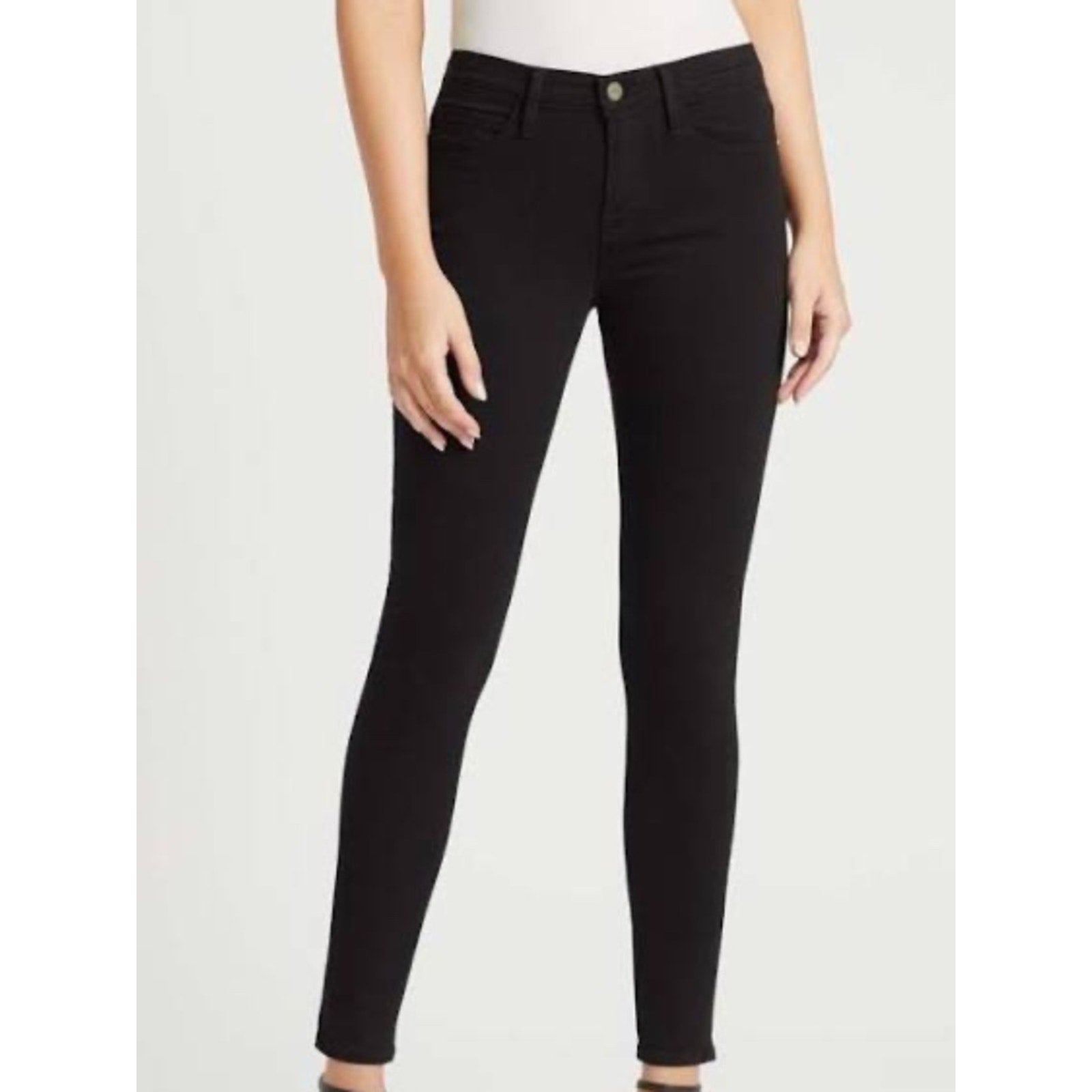 FRAME Le Skinny de Jeanne in Film Noir - size 28