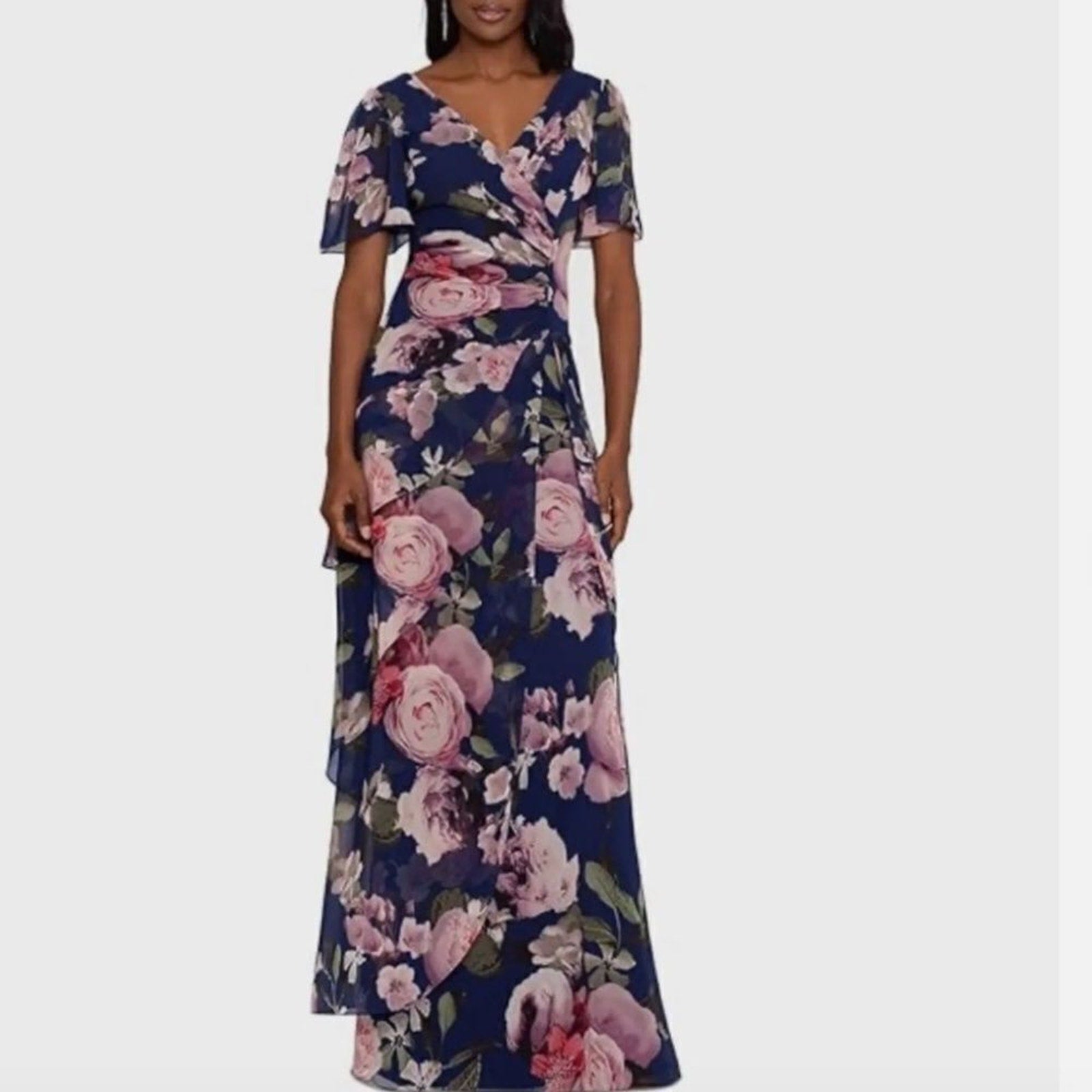 NWT Xscape SURPLICE TIERED MAXI DRESS - size 4