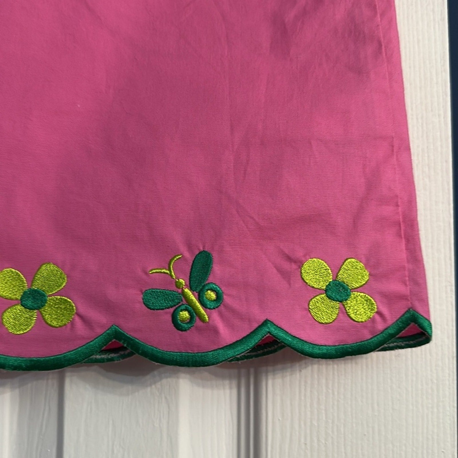 Lilly Pulitzer white label pink skort - size 6