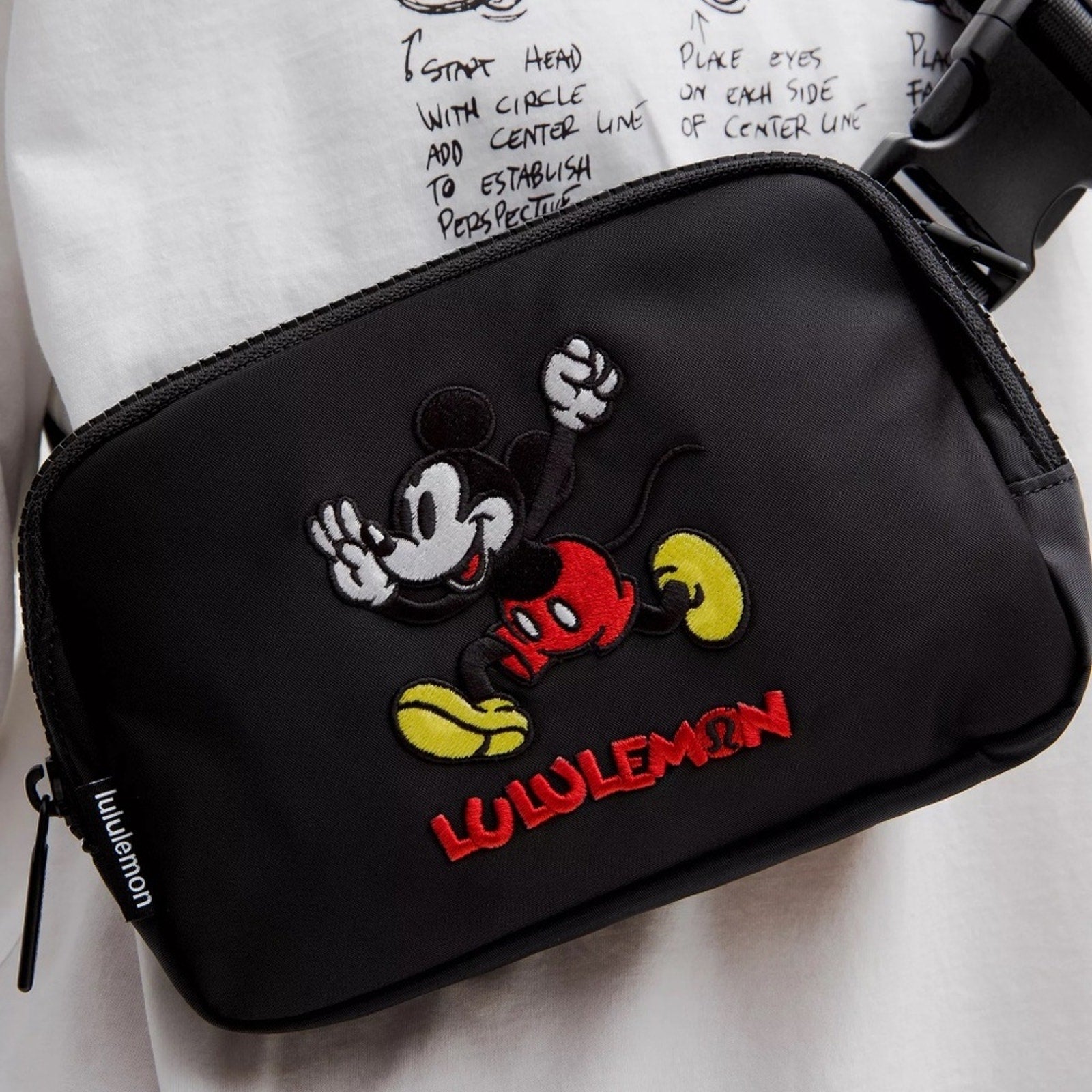 NEW Disney x Lululemon *Everywhere Belt Bag 1L Mickey in Motion Graphic