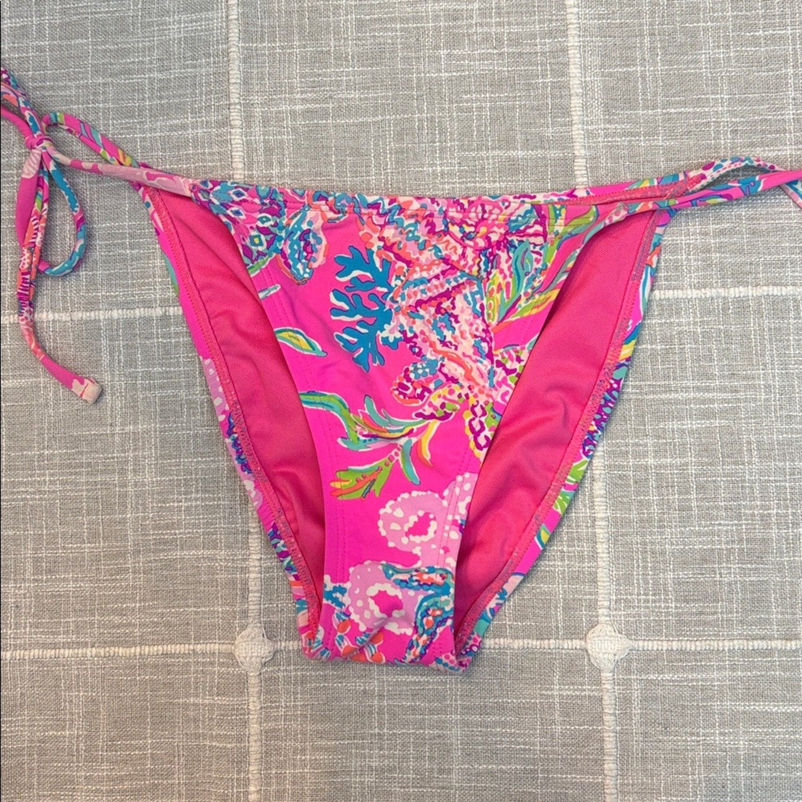 Lilly Pulitzer Bryon Bikini Bottom Pink Isle Shell Me Something Good - size 4