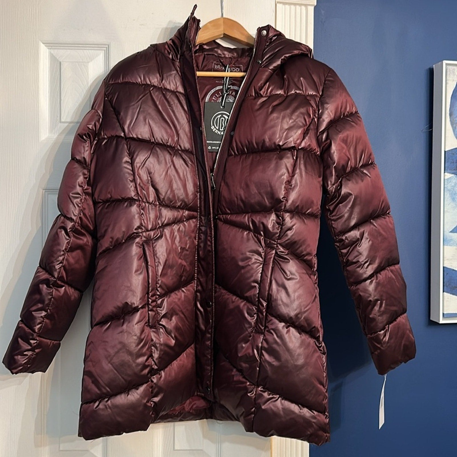 NWT Bernardo Women's Shiny Heavy Walker Puffer Jacket - size Large