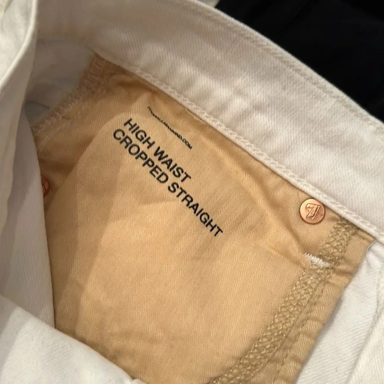 NEW 7 FOR ALL MANKIND High Waist Straight Leg Crop Jean in White Sz 28