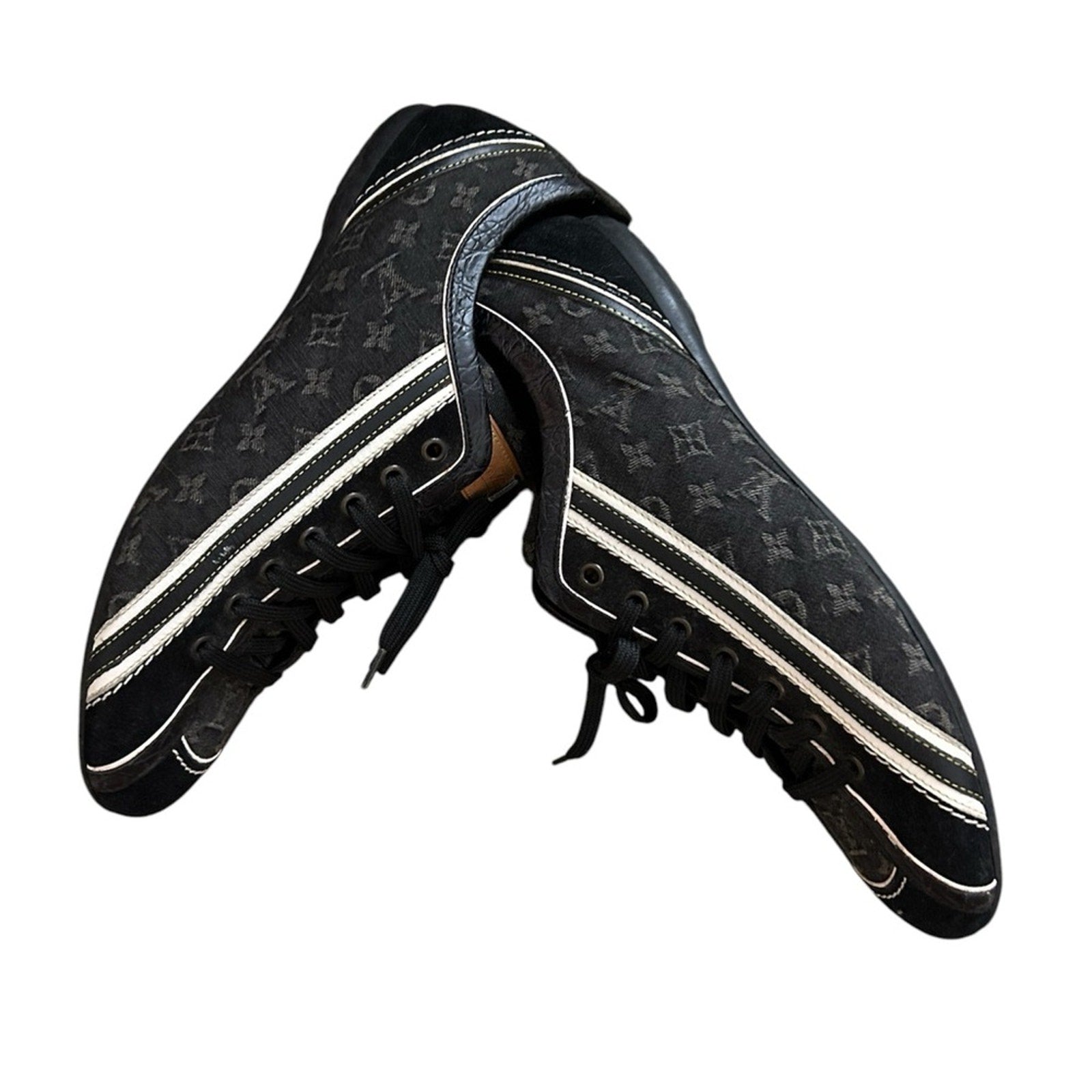 Louis Vuitton vintage monogram sneaker - size 40 (= 10 US)