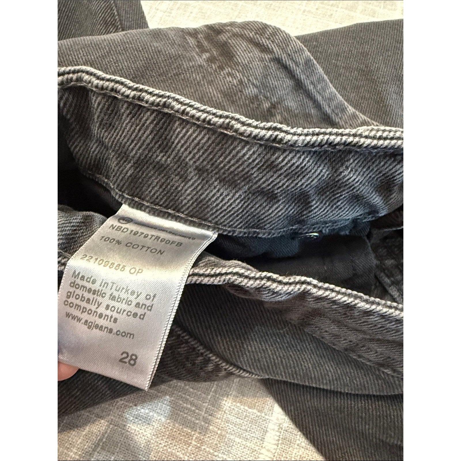 Ag Alexxis High-Rise Vintage Straight Jean Black Stone - 28 🌟