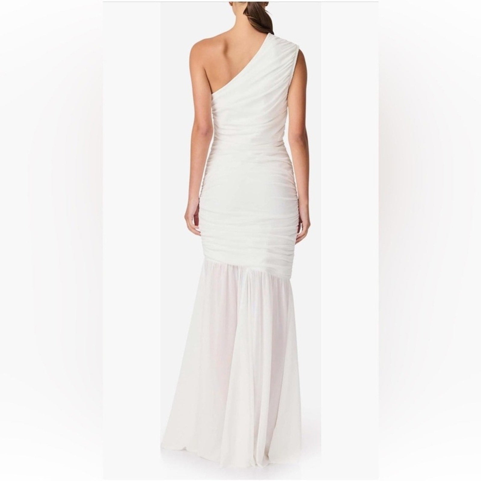 NEW Elliatt Vinna Ruched One Shoulder Gown Dress White - size small