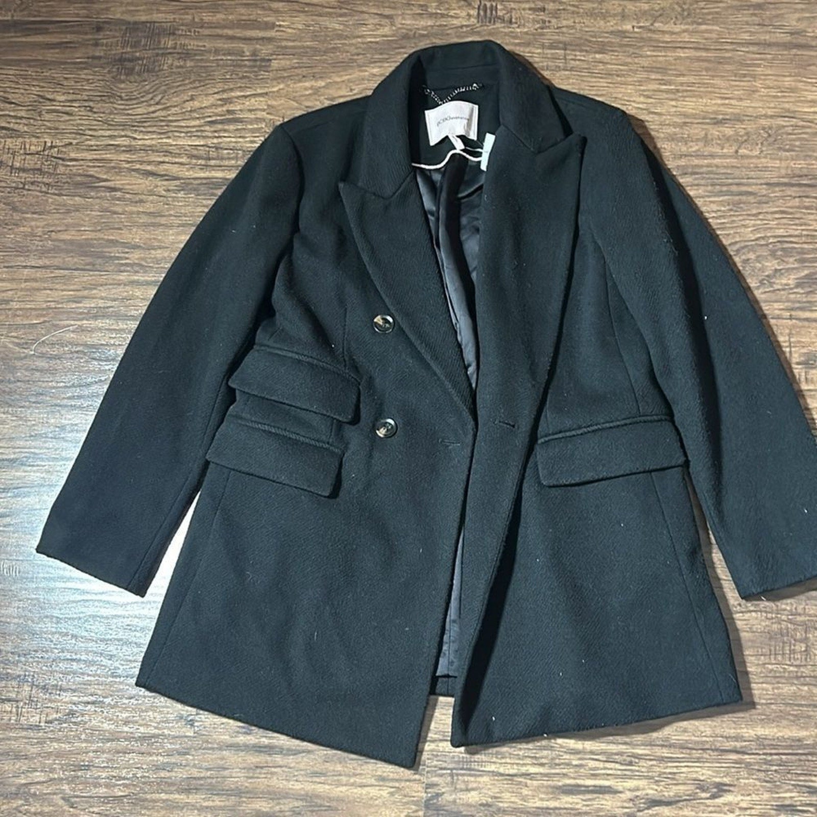 NWT BCBGeneration Peak Lapel Double Breasted Coat in Black - size Large