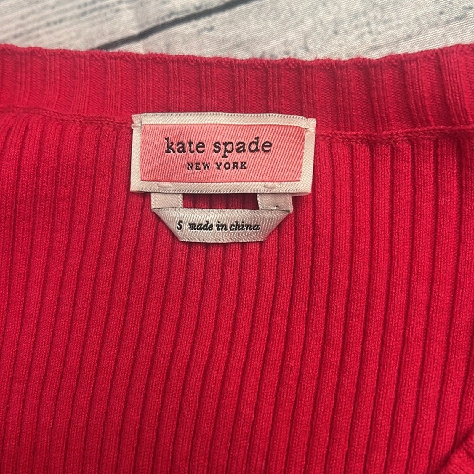 KATE SPADE Bright Rose Pink V Neck Sweater Dress - size small